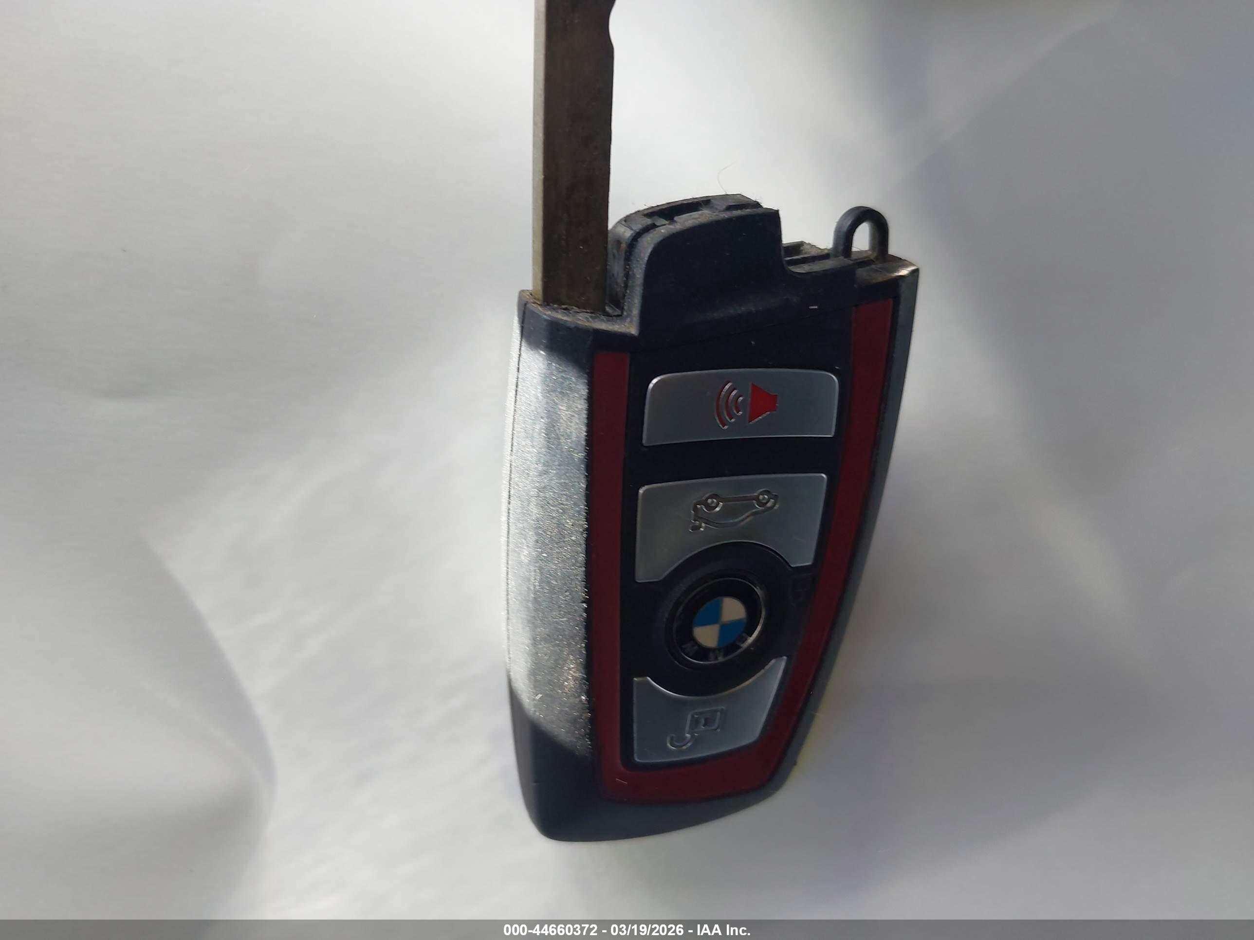 BMW 330I image 11