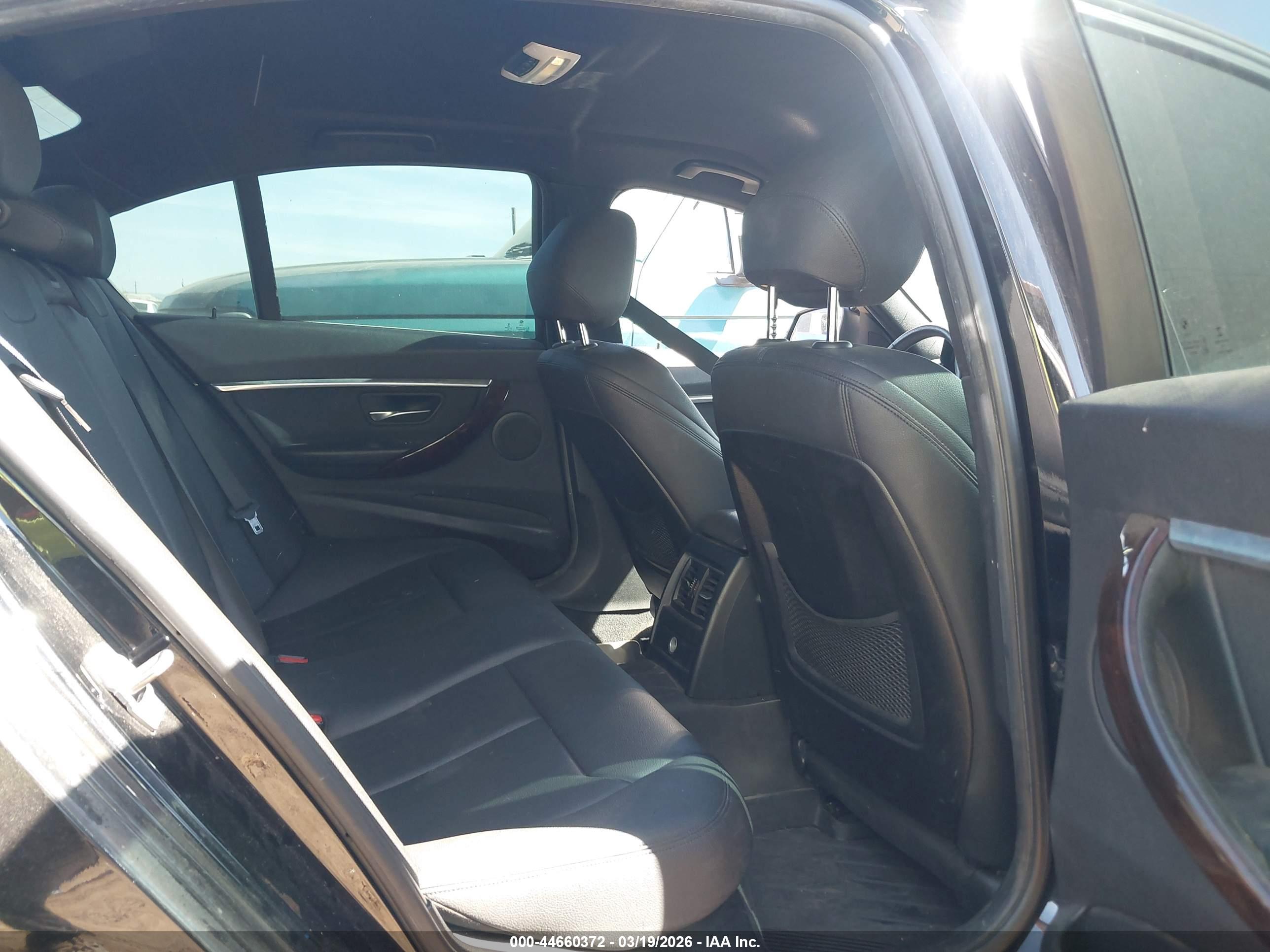 BMW 330I image 8