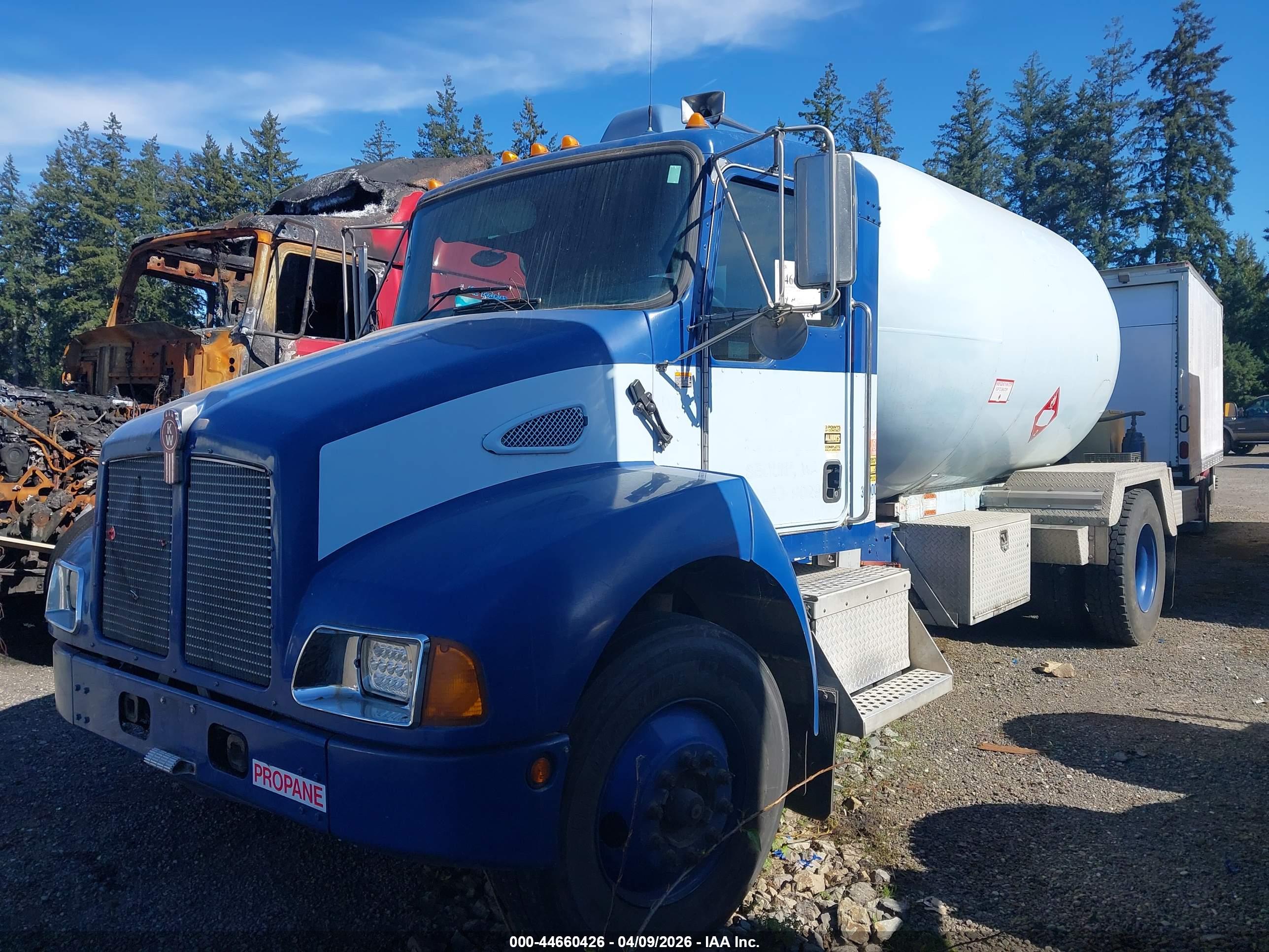KENWORTH CONSTRUCTION image 2