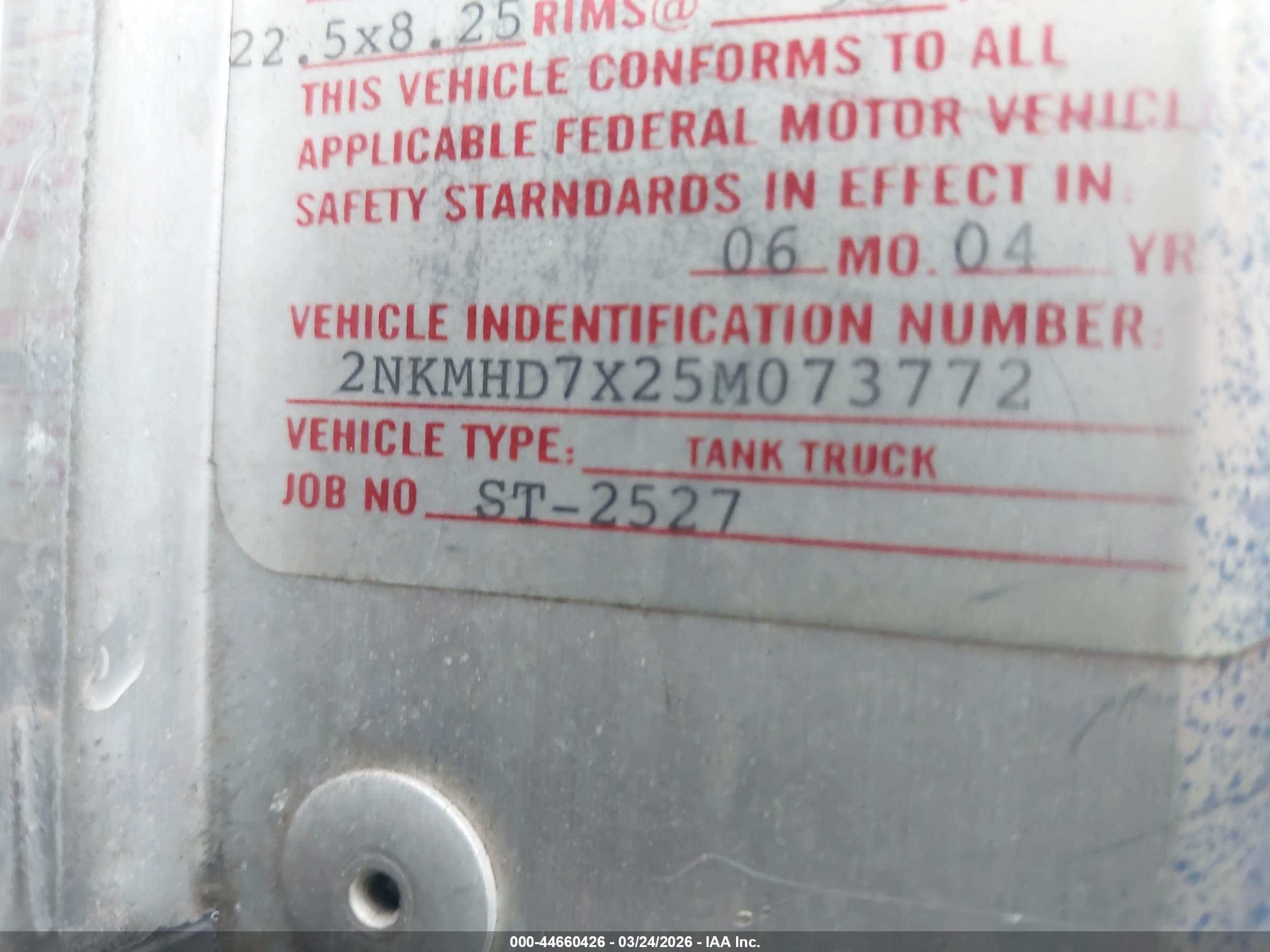 KENWORTH CONSTRUCTION image 9
