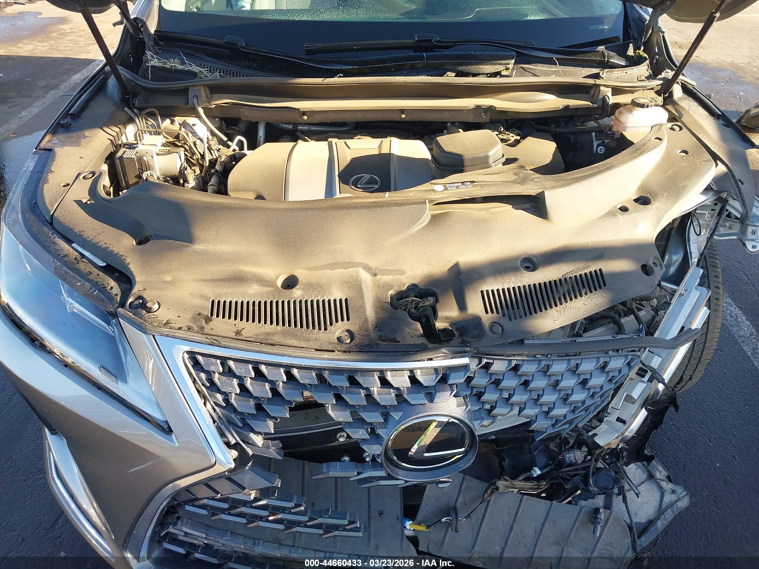 LEXUS RX image 10