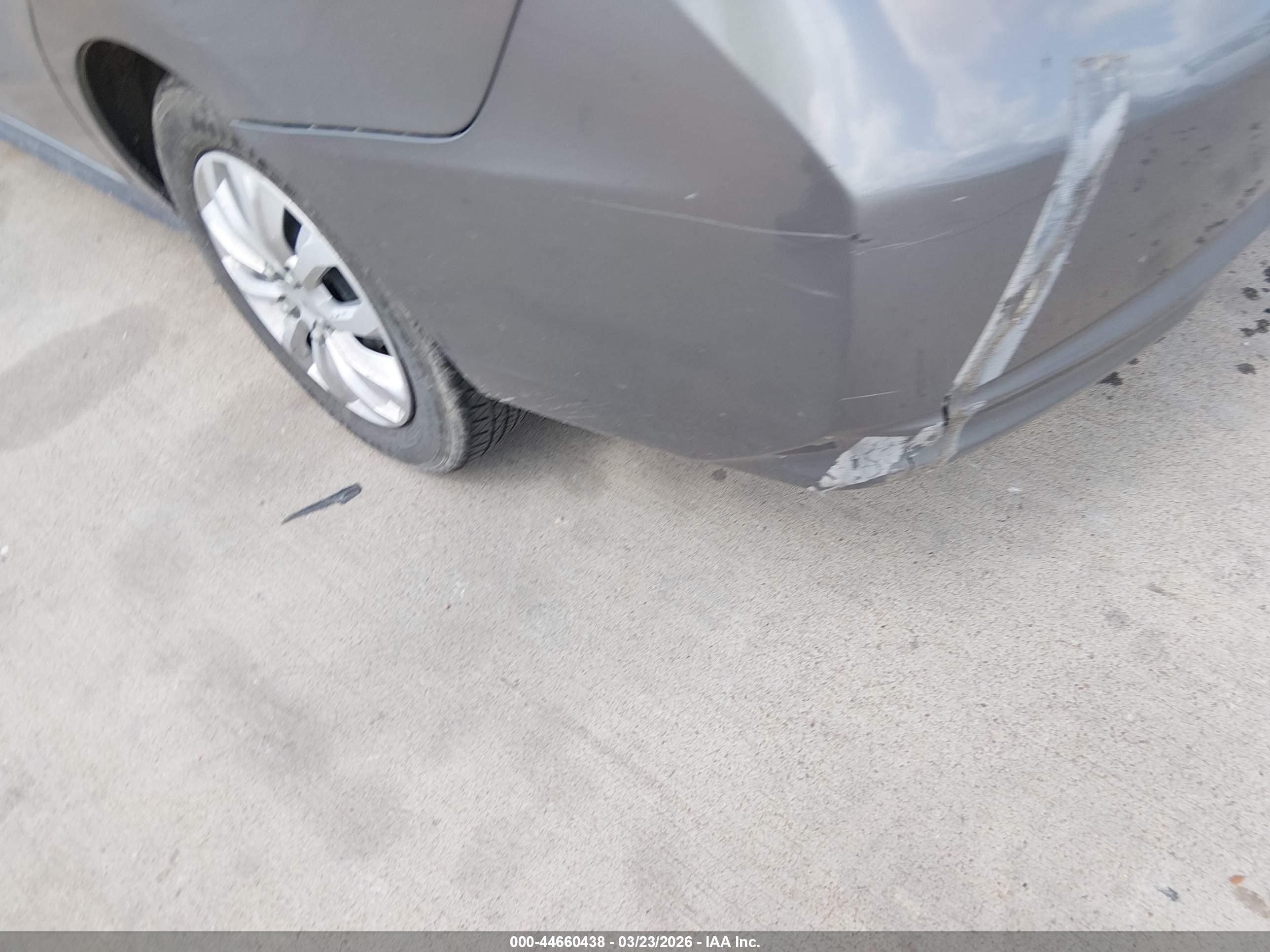 MITSUBISHI MIRAGE image 6