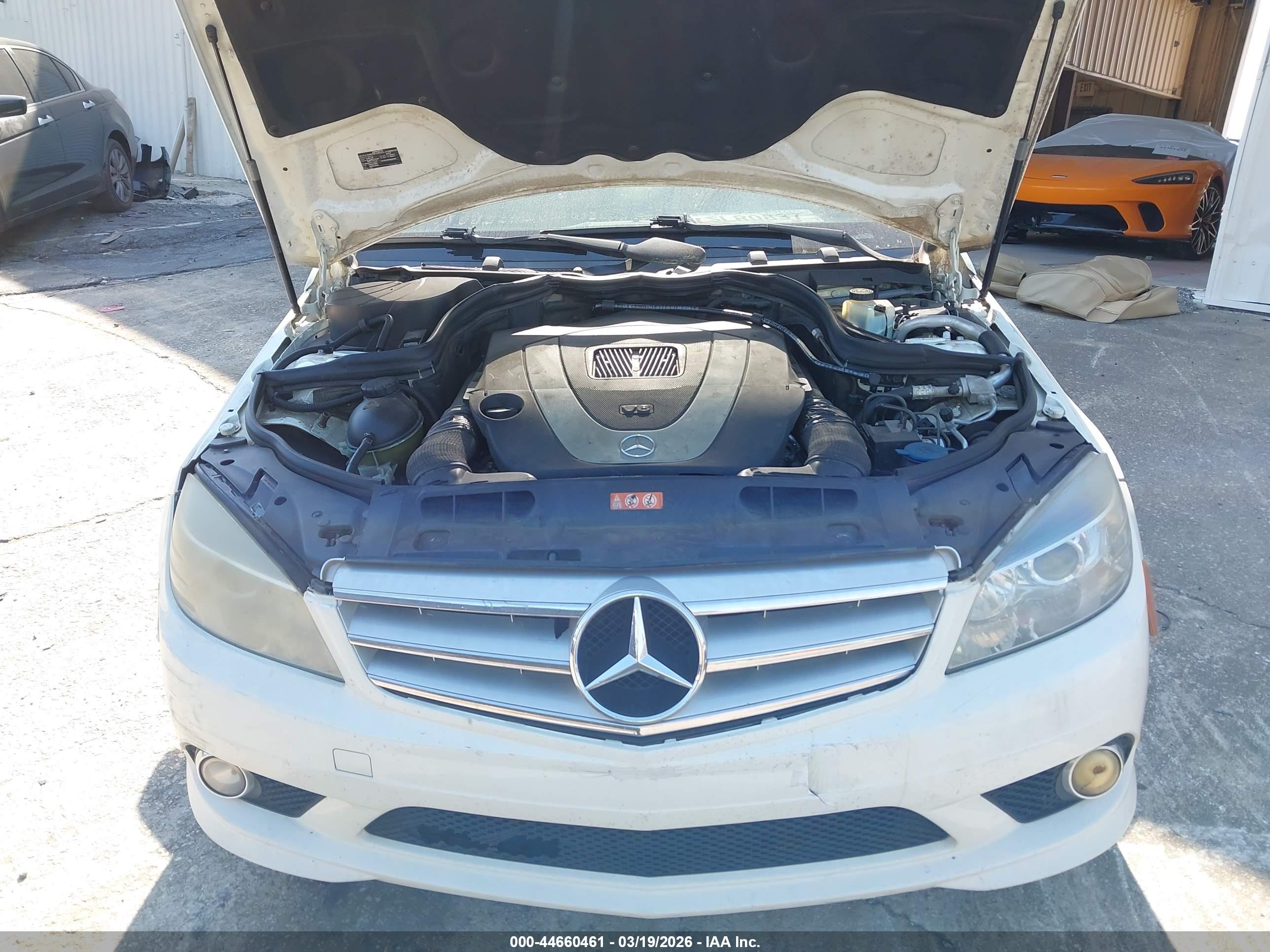 MERCEDES-BENZ C image 10