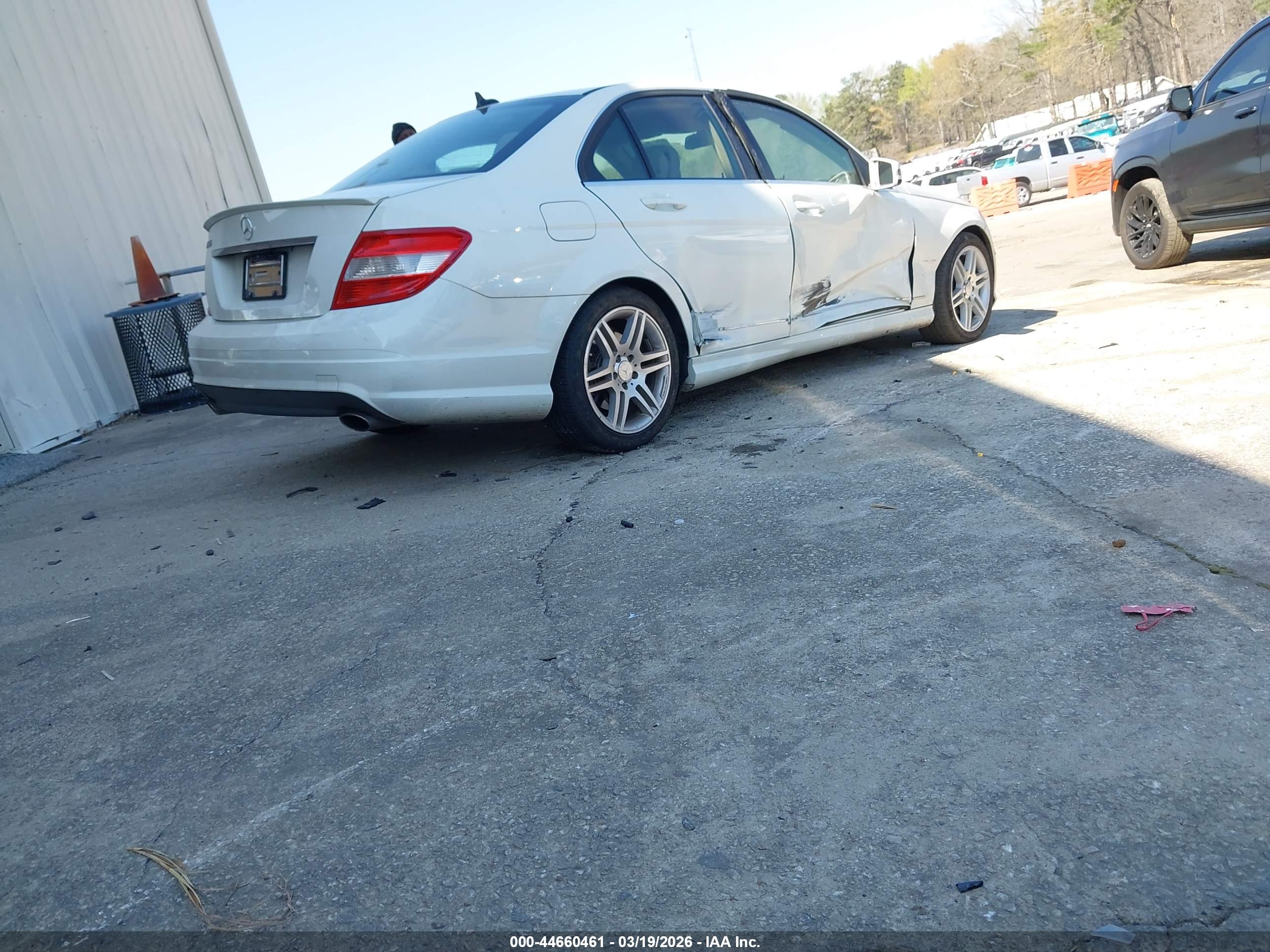 MERCEDES-BENZ C image 4