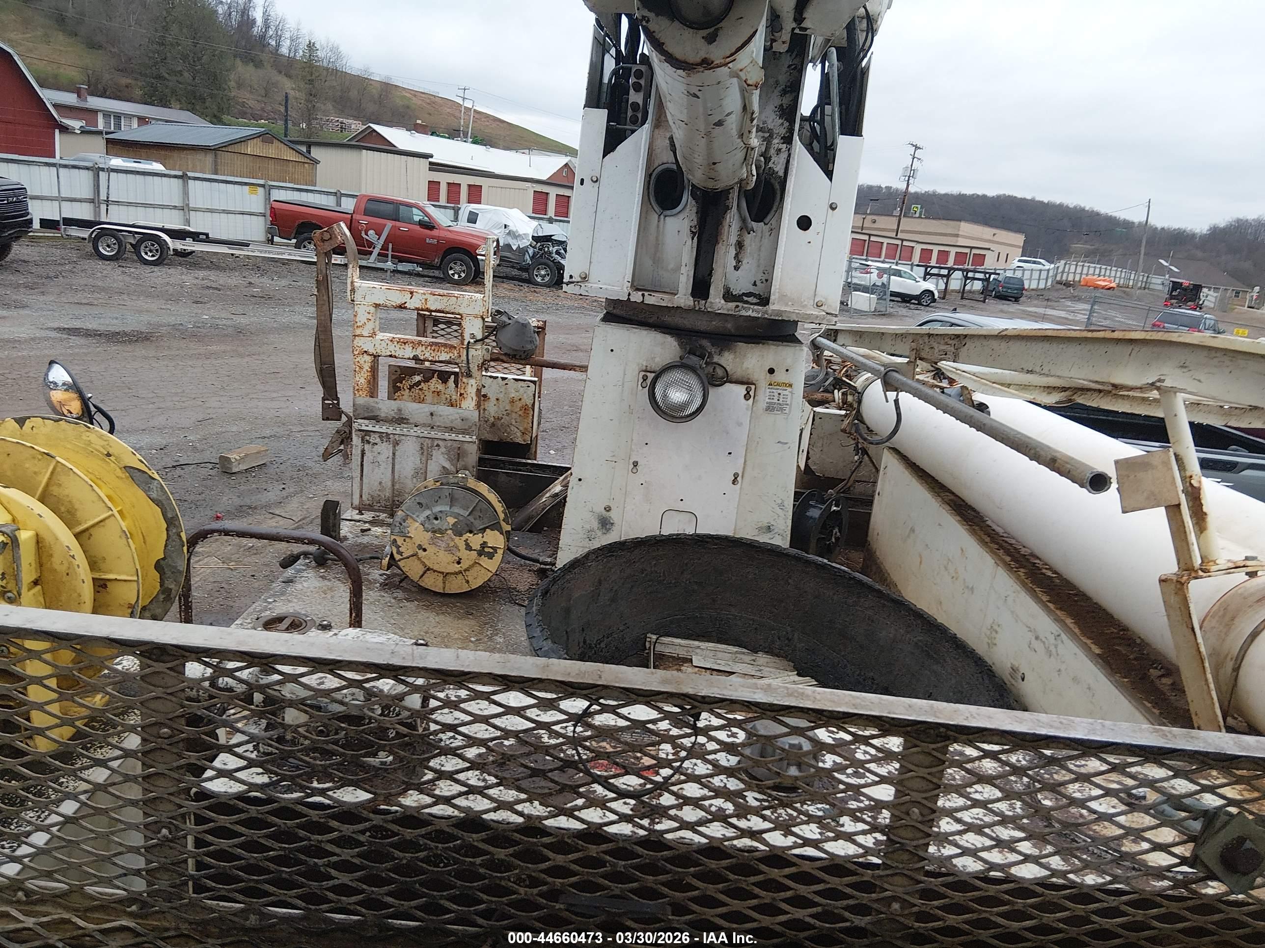 INTERNATIONAL 7000 image 7