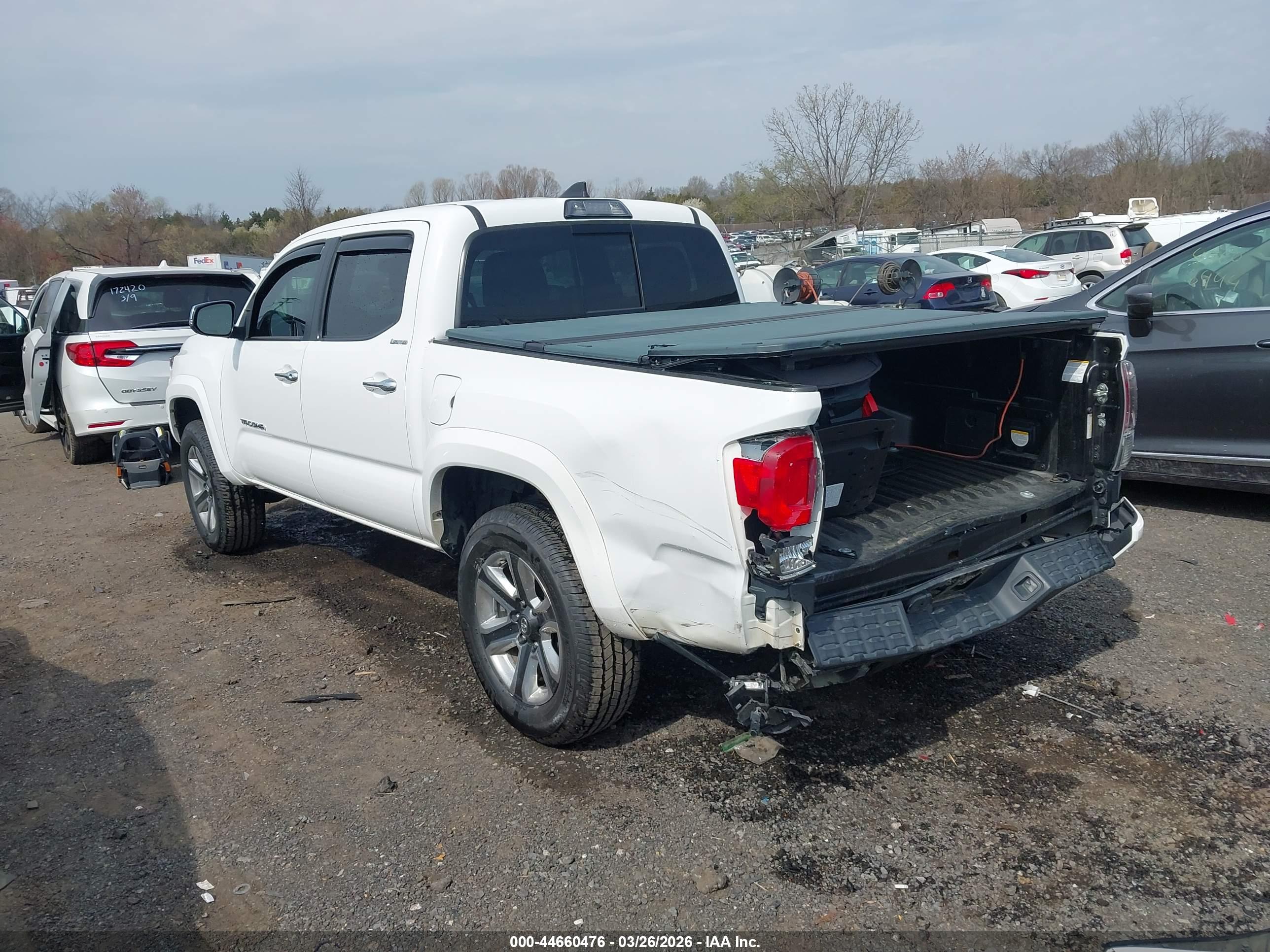 TOYOTA TACOMA image 3