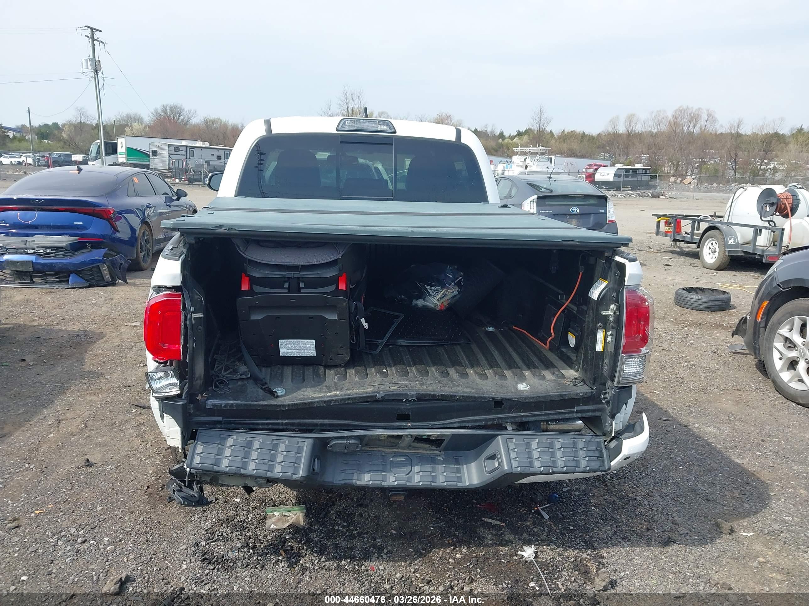 TOYOTA TACOMA image 6