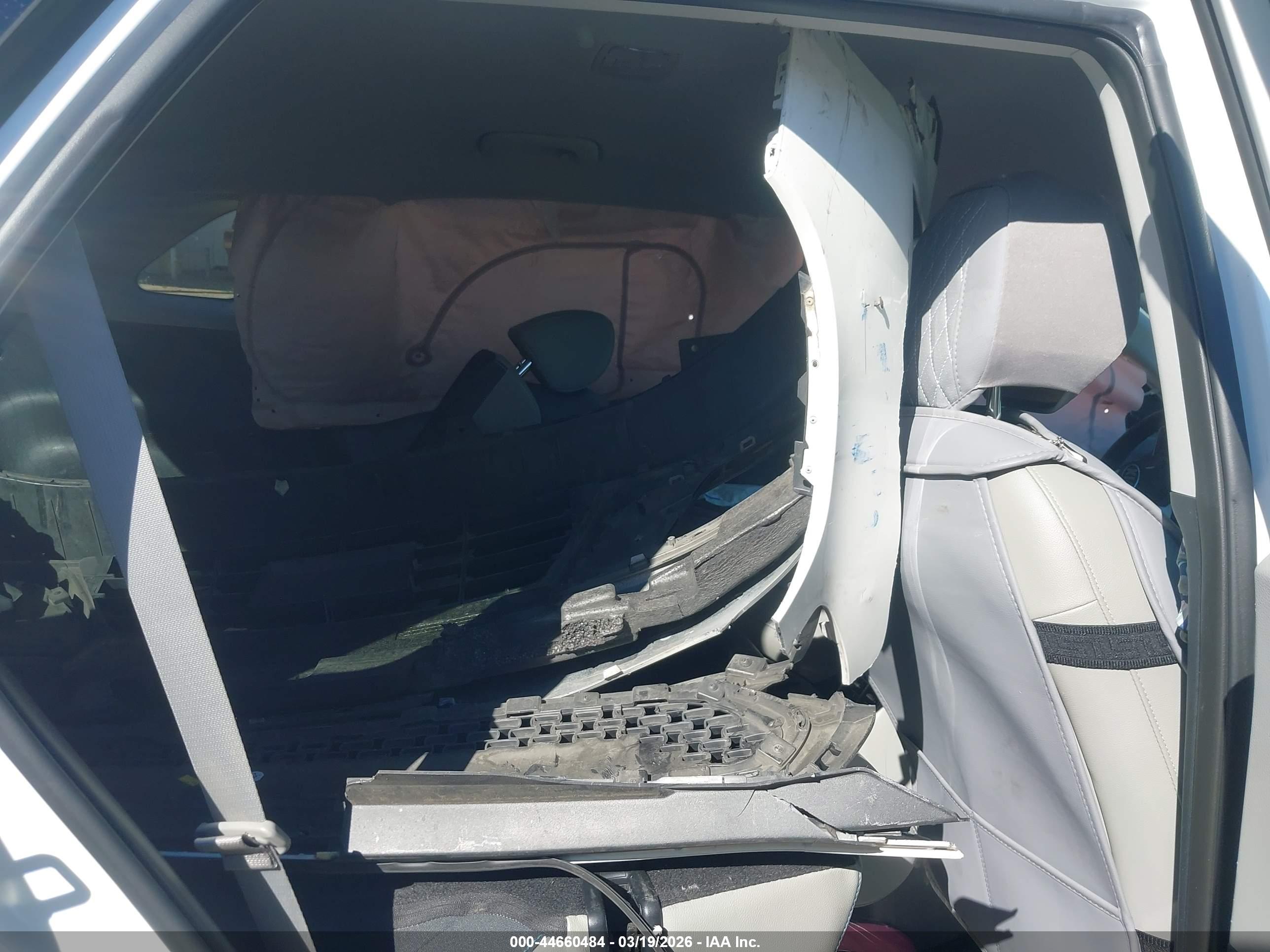 KIA NIRO image 8