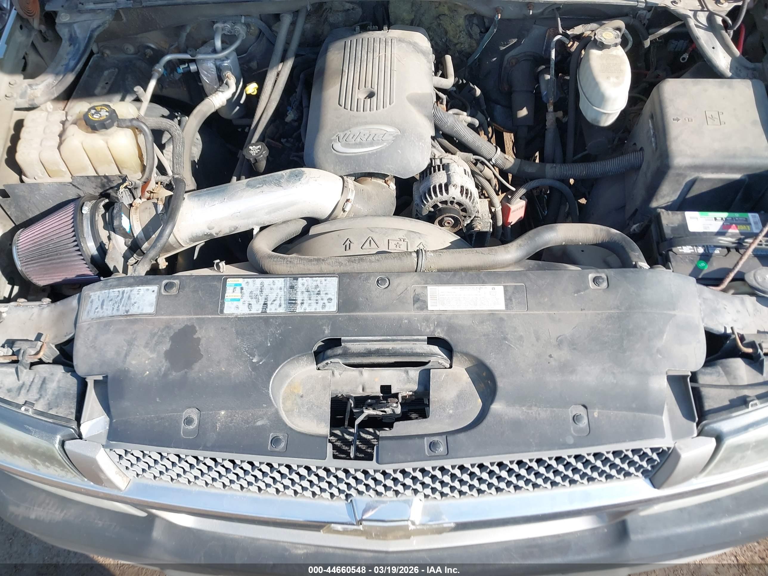 CHEVROLET SILVERADO image 10