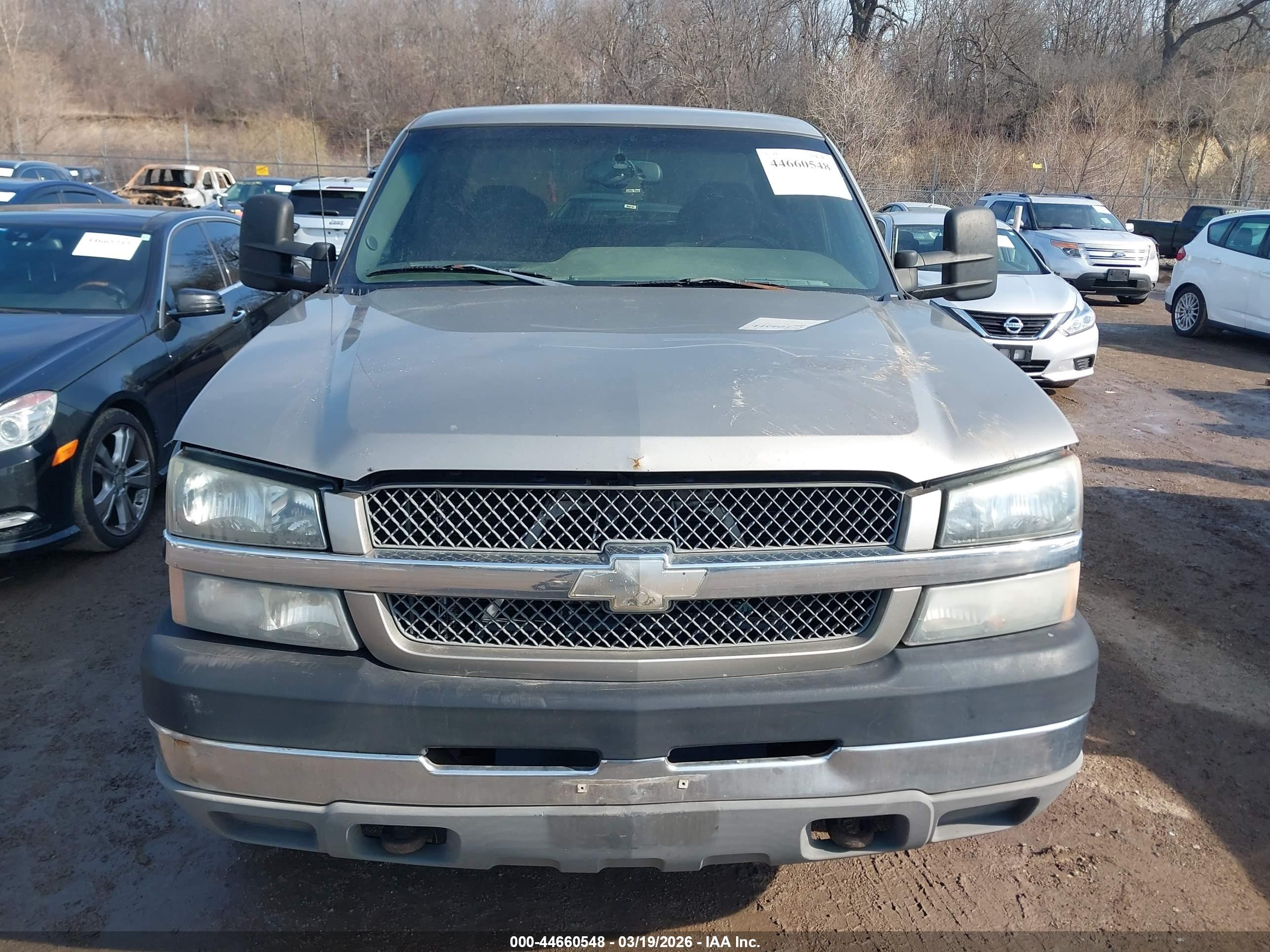 CHEVROLET SILVERADO image 6