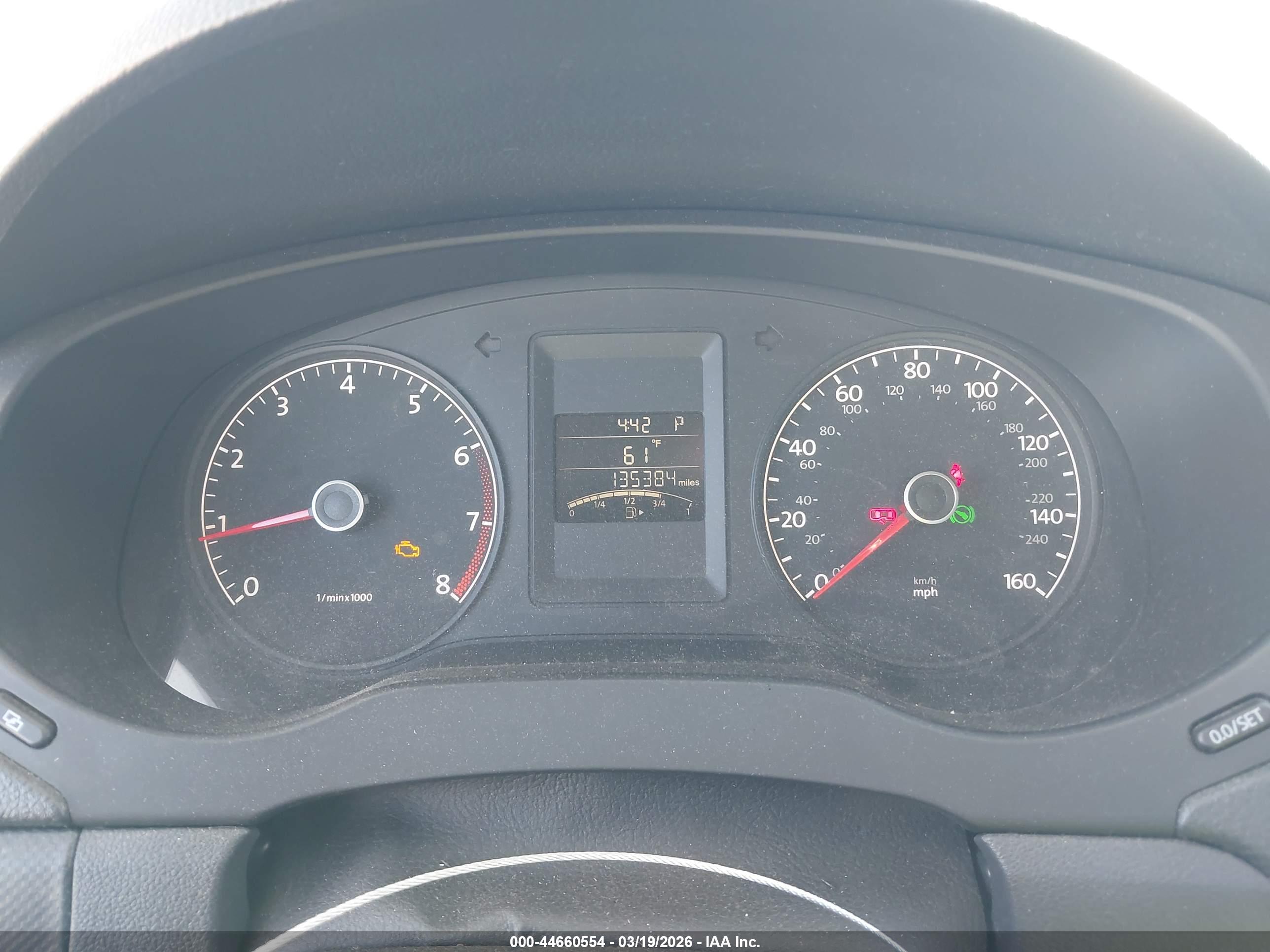 VOLKSWAGEN JETTA image 7