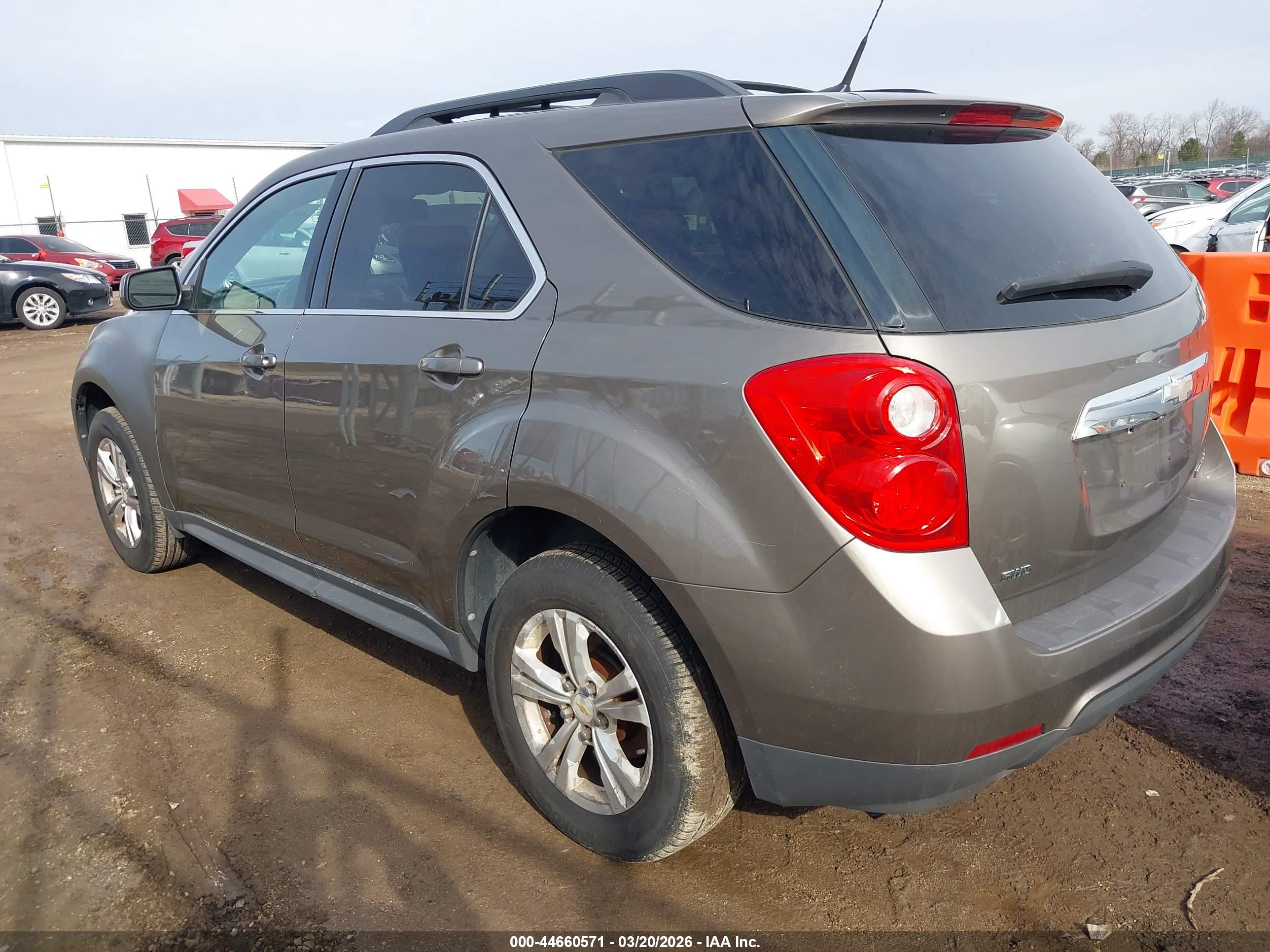 CHEVROLET EQUINOX image 6