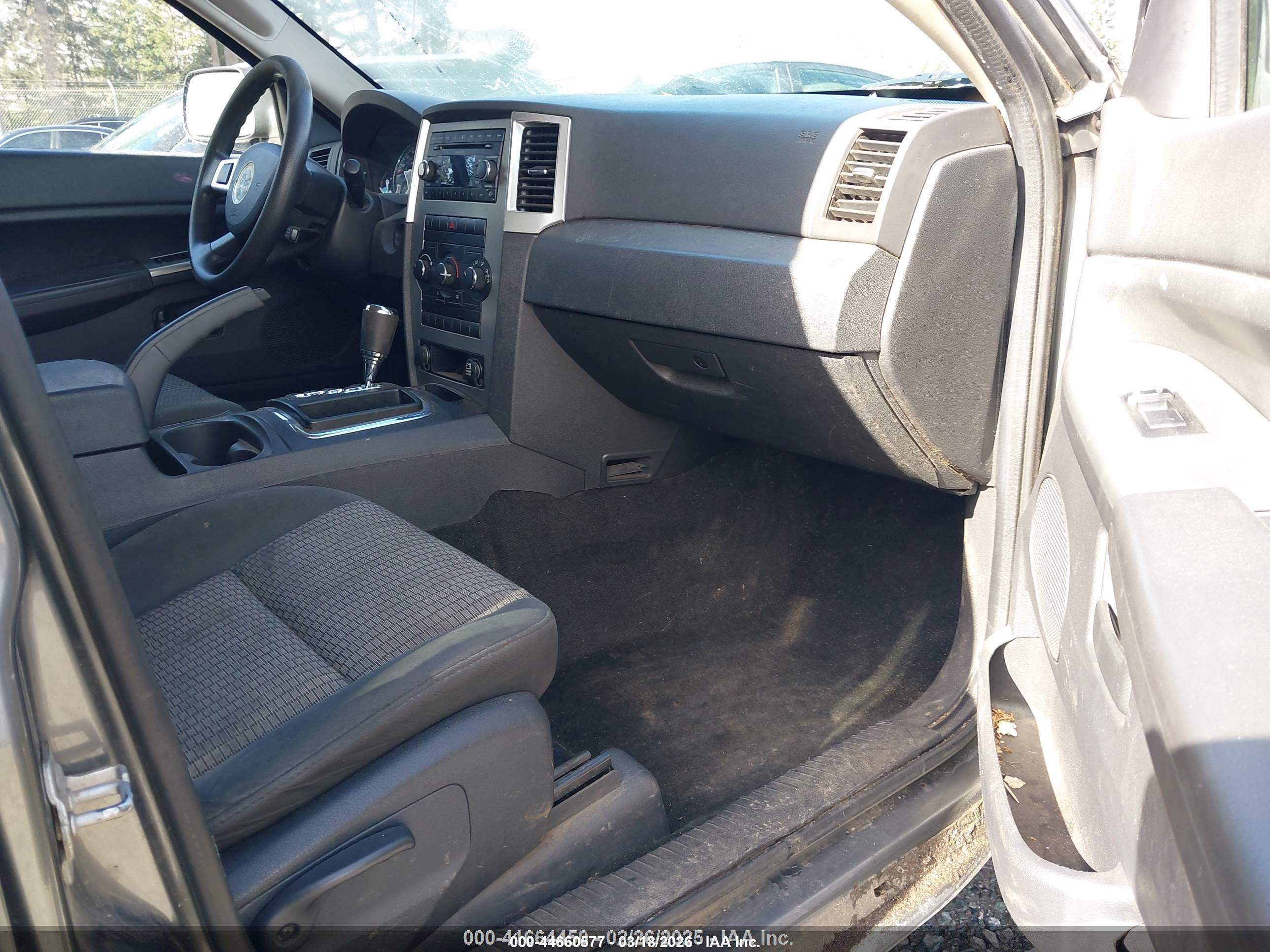 JEEP GRAND image 5