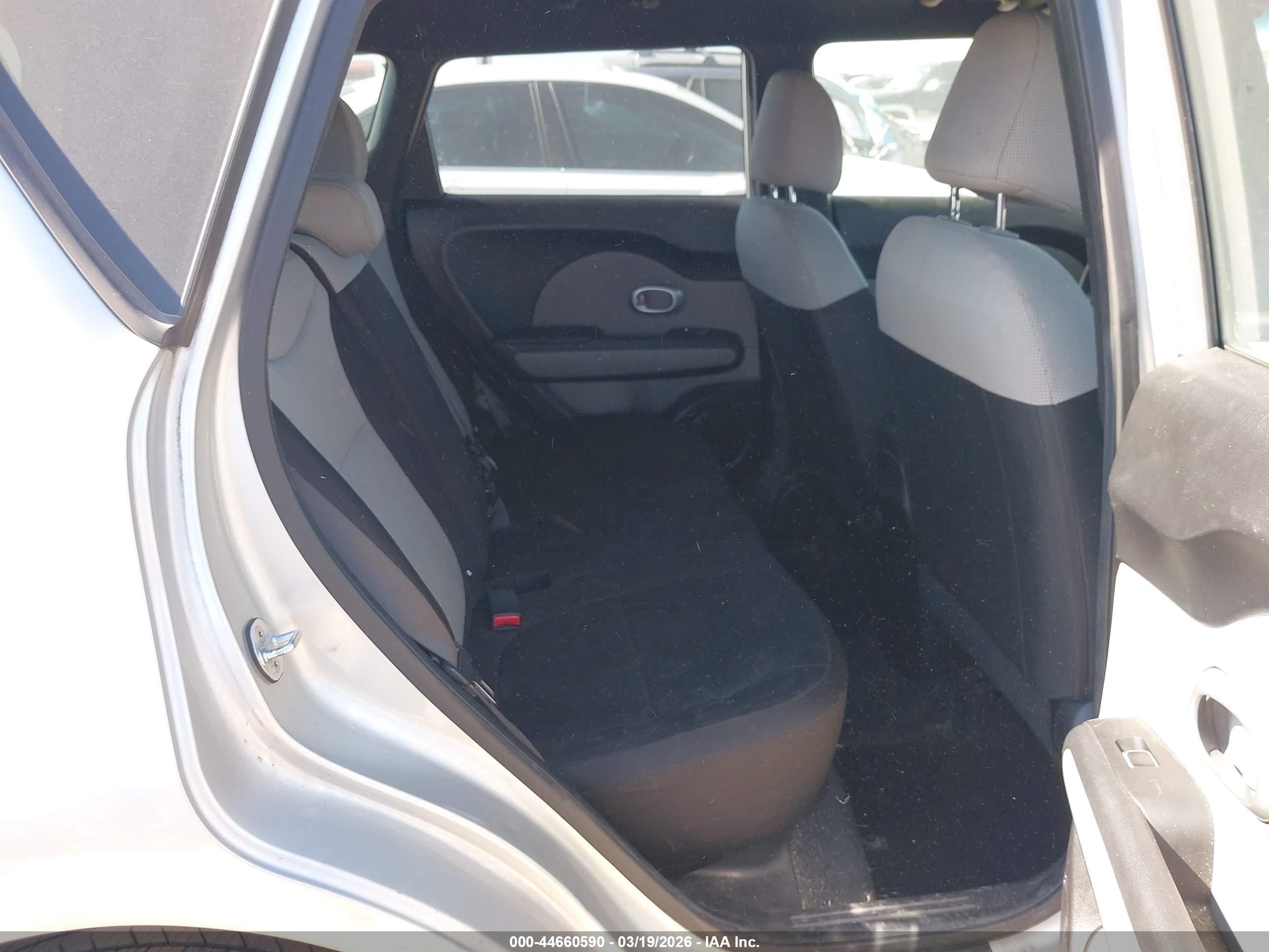 KIA SOUL image 8