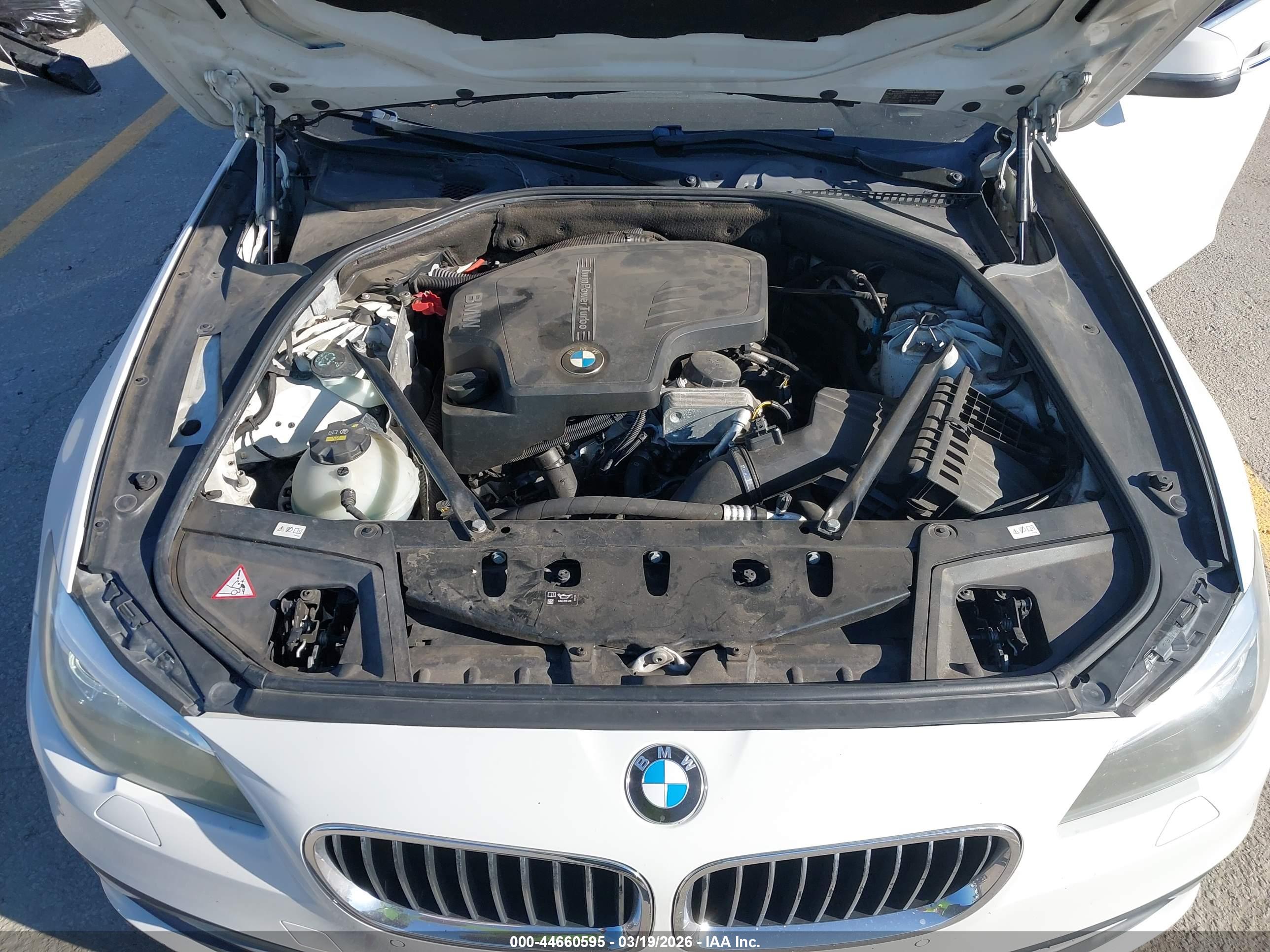 BMW 528I image 10