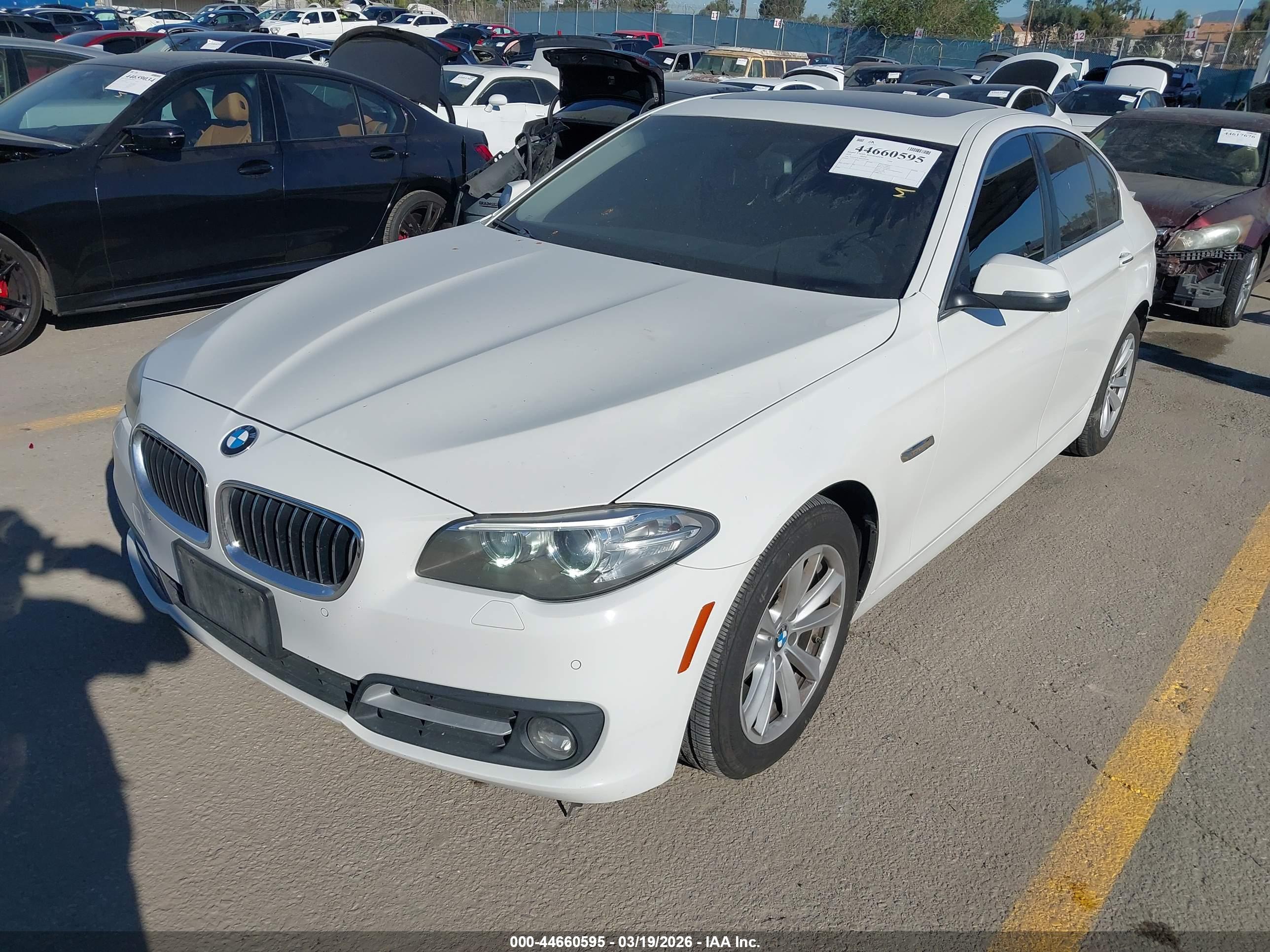 BMW 528I image 2