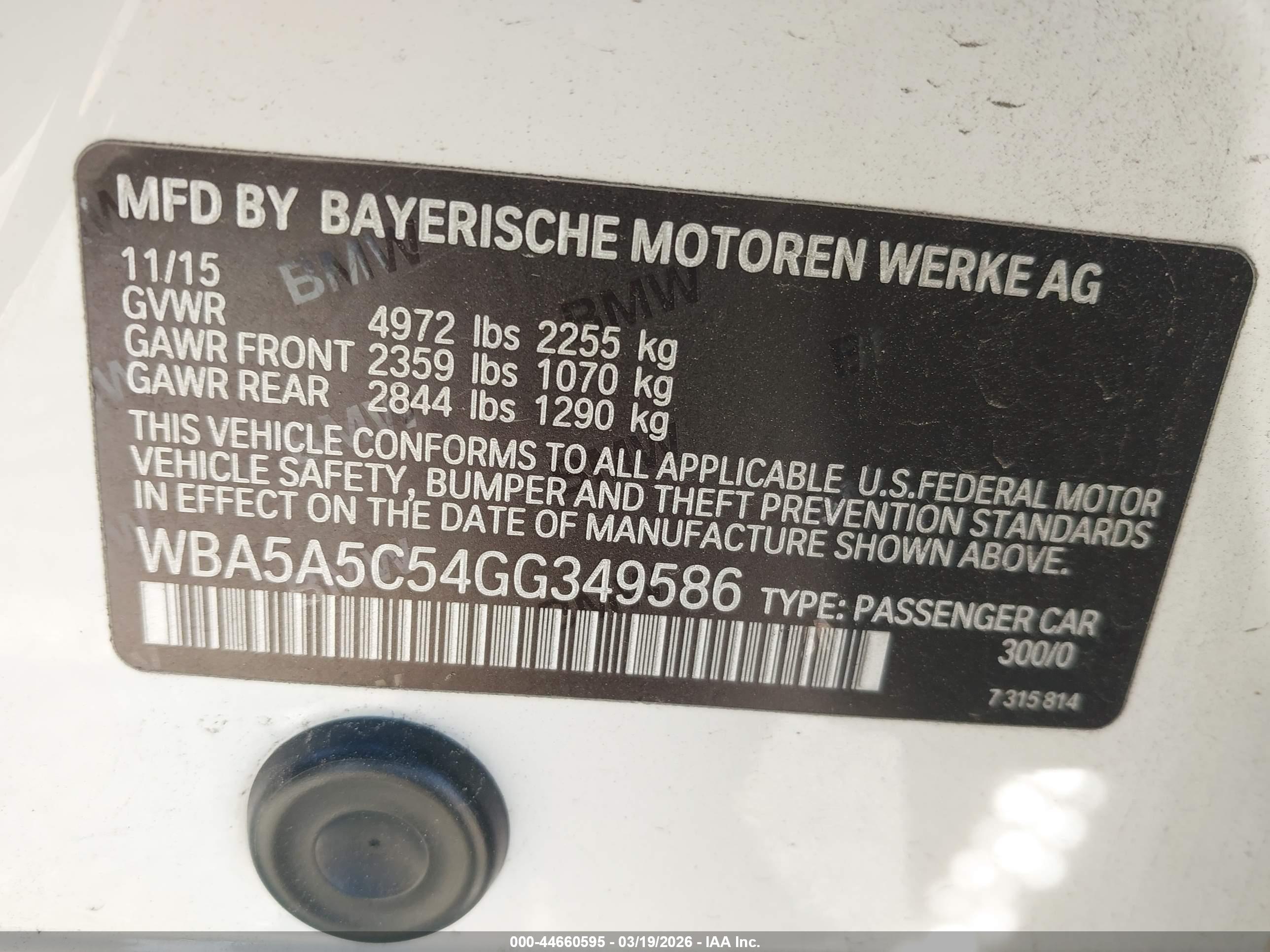 BMW 528I image 9