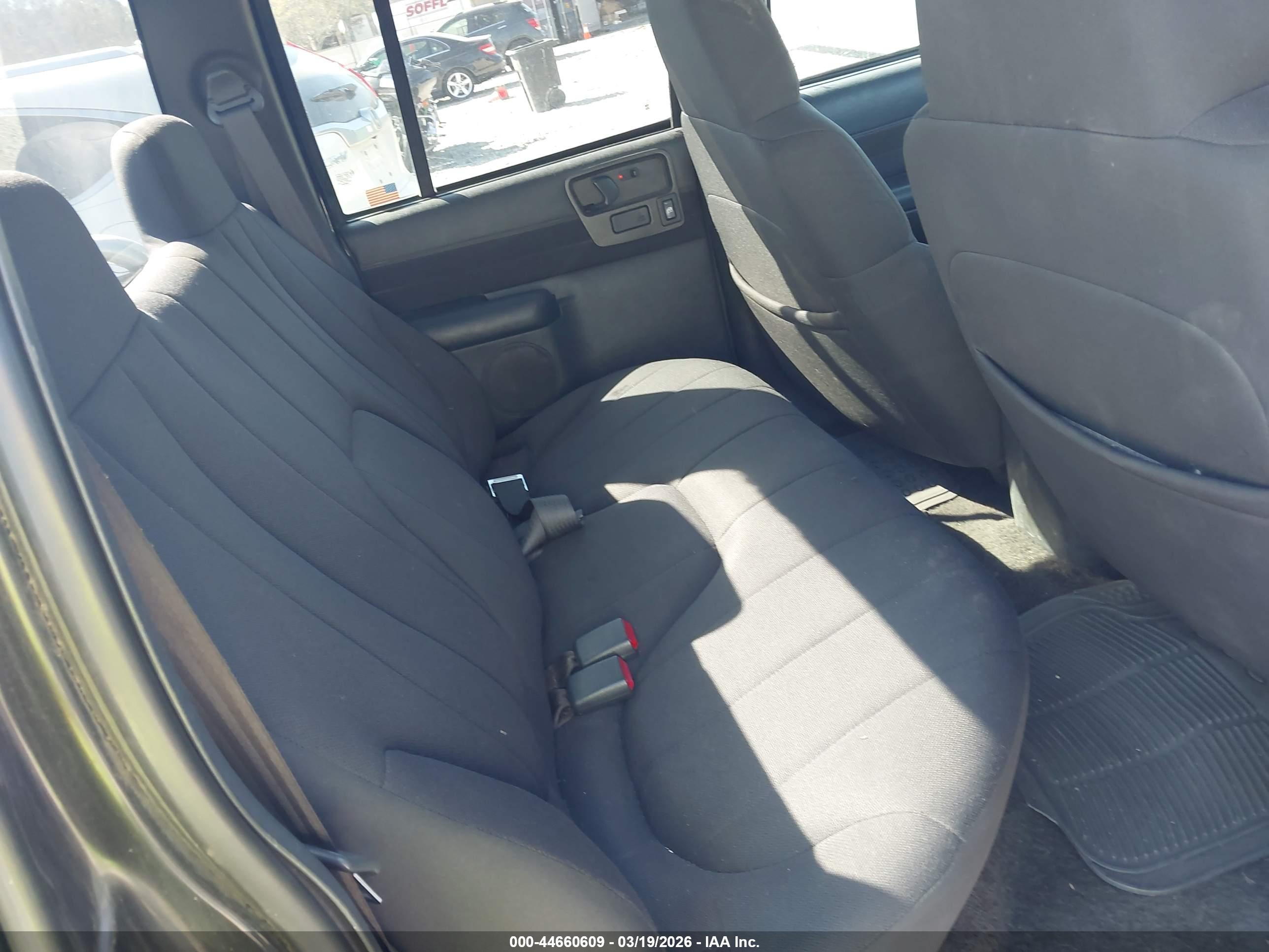 CHEVROLET S-10 image 8