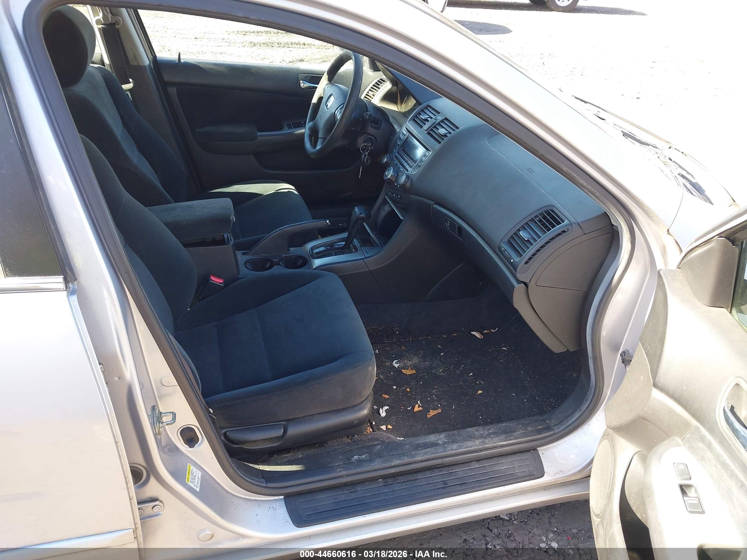 HONDA ACCORD image 5