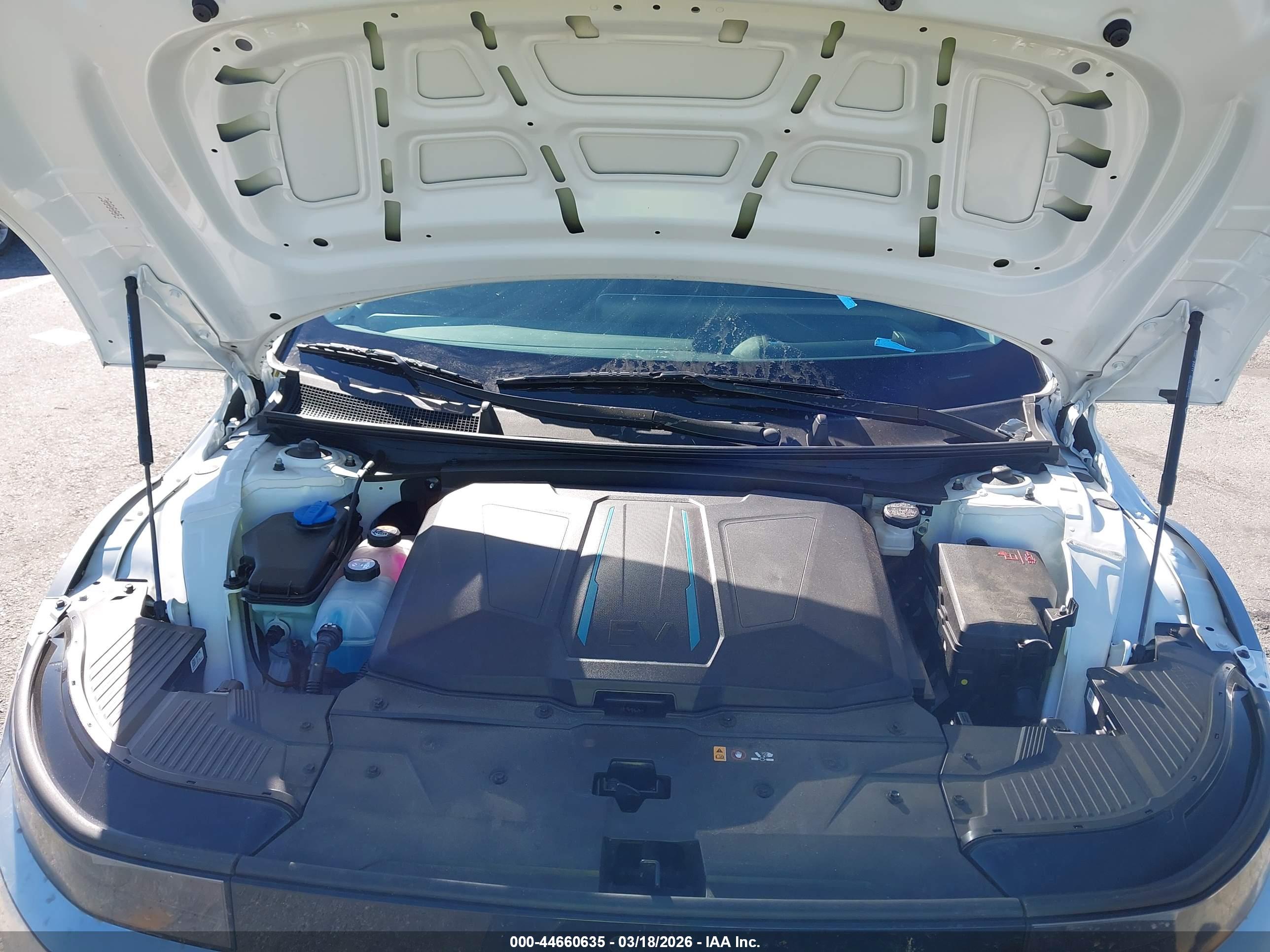 HYUNDAI IONIQ image 10
