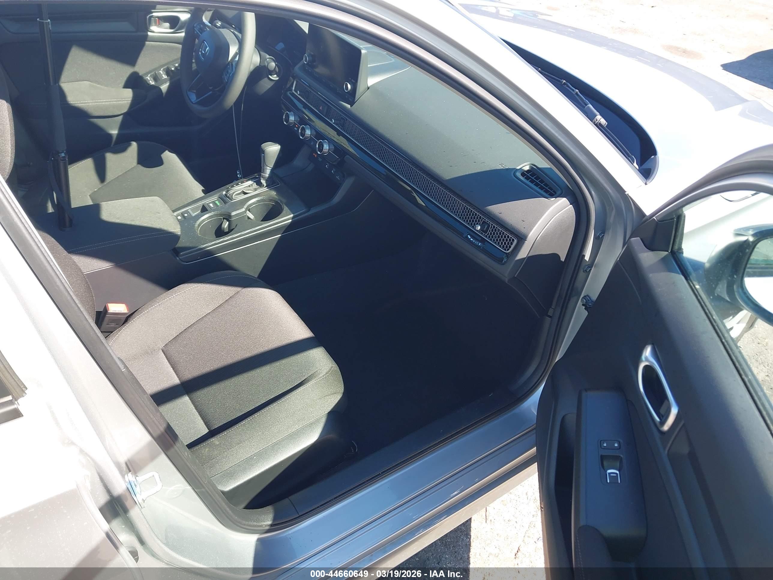 HONDA CIVIC image 5