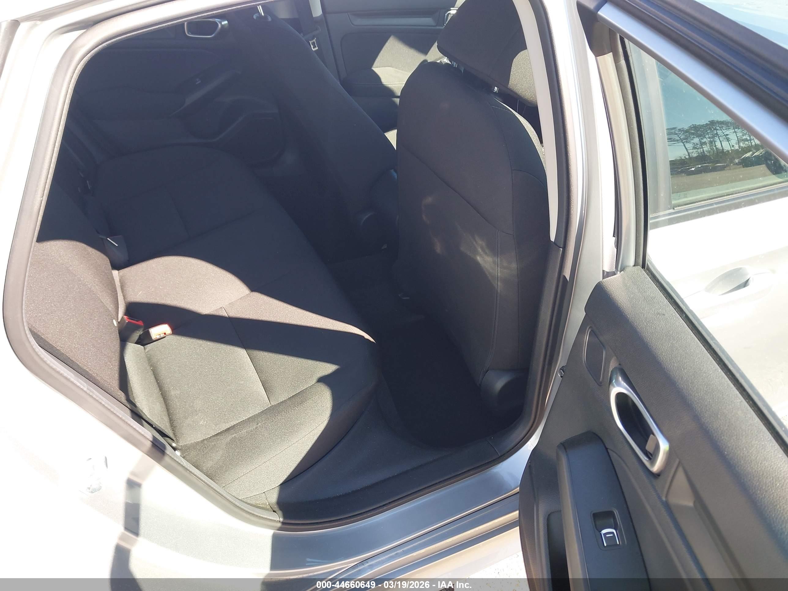 HONDA CIVIC image 8