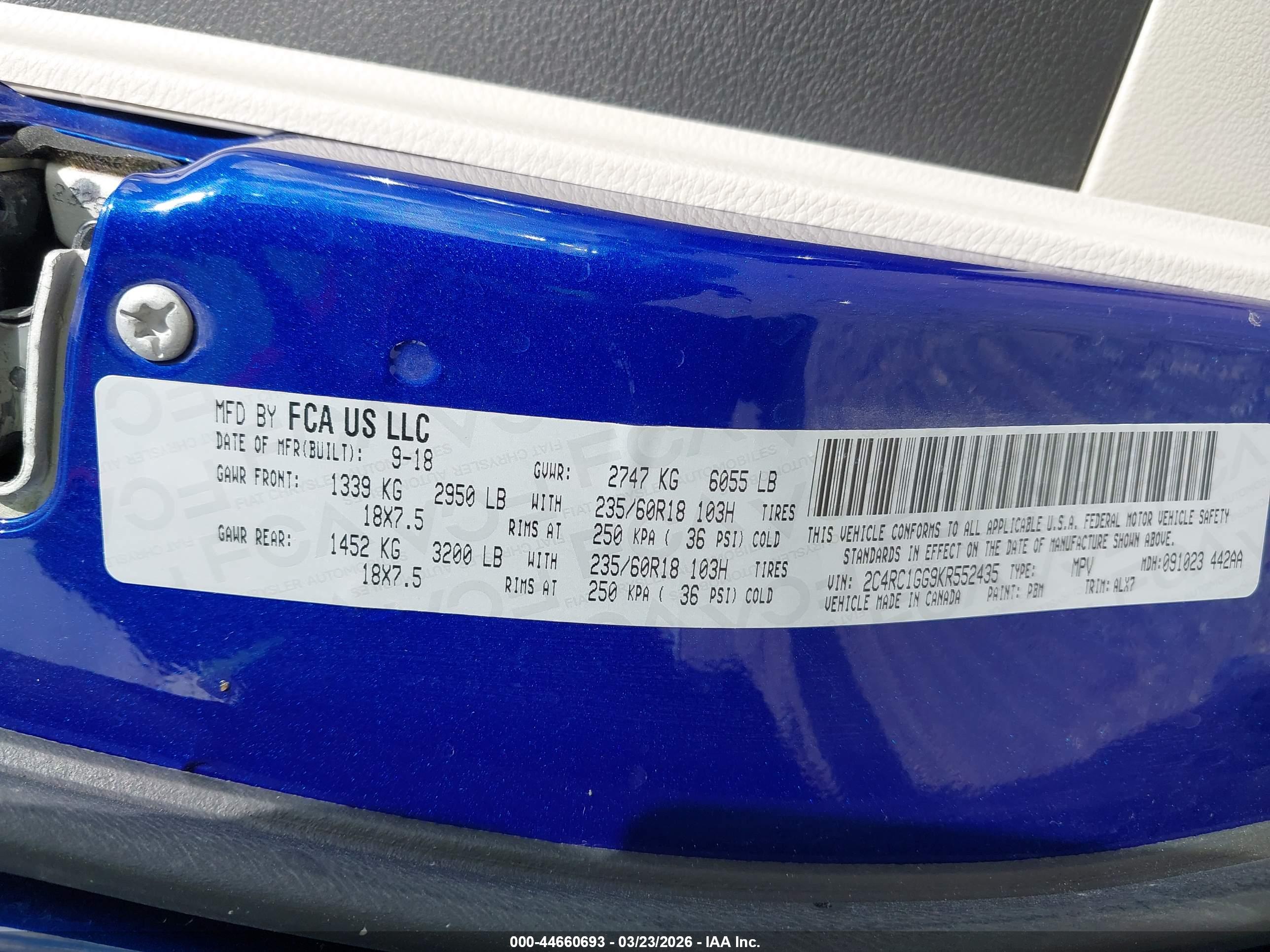 CHRYSLER PACIFICA image 9