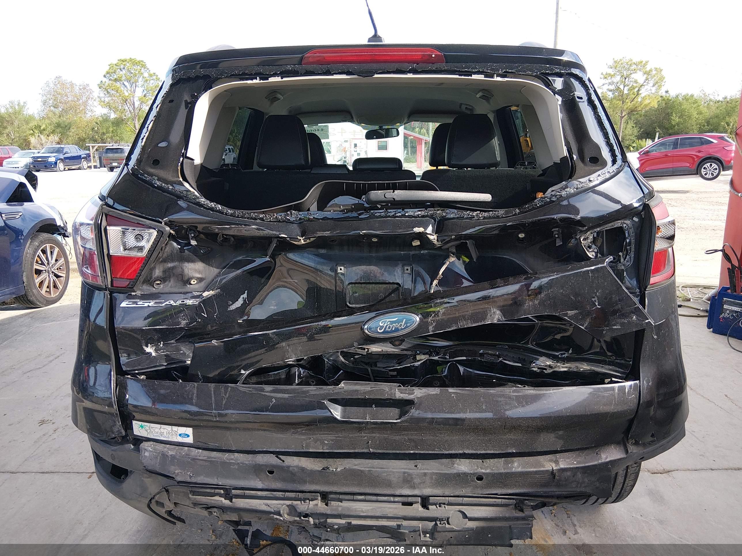 FORD ESCAPE image 6