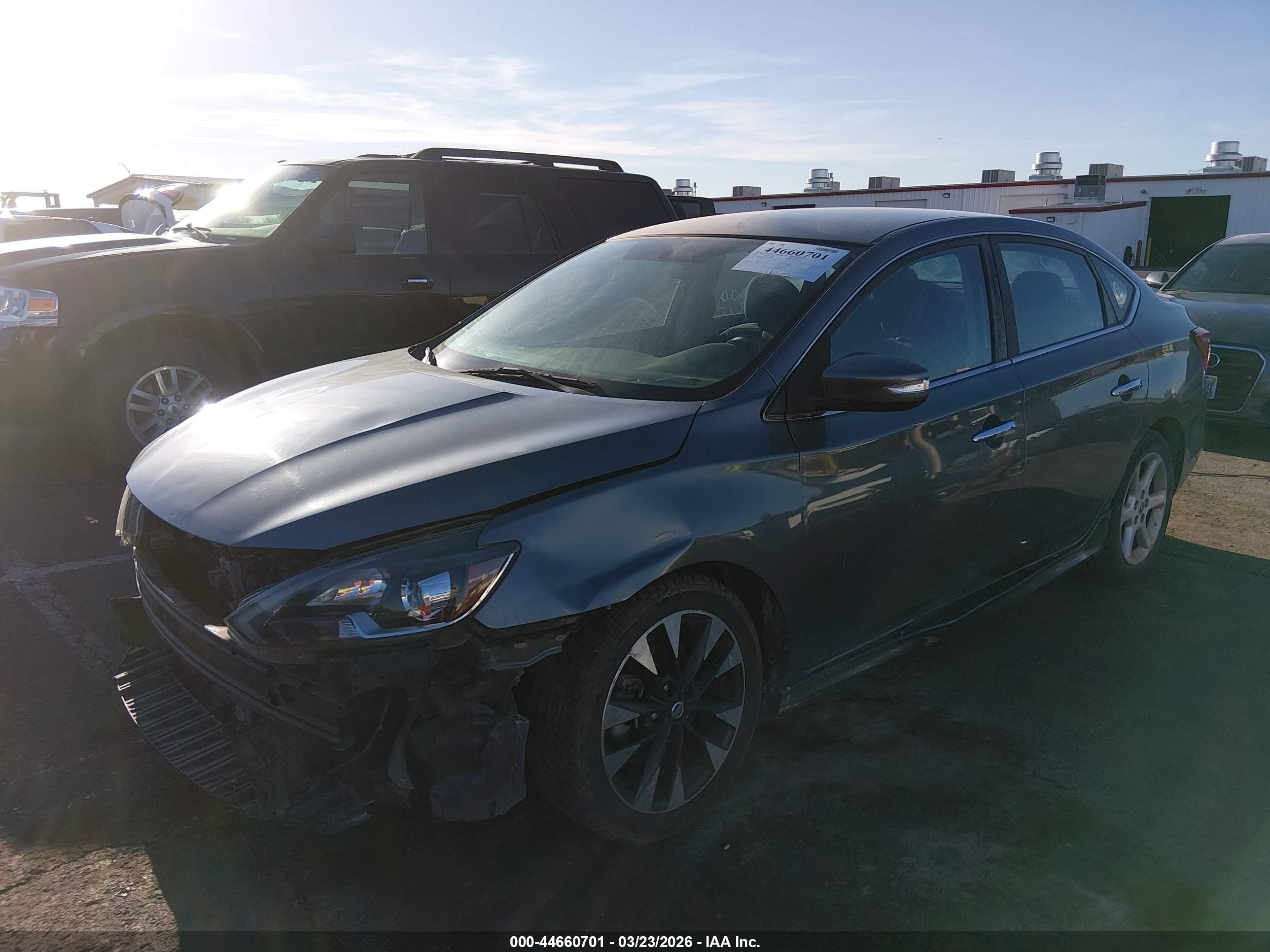 NISSAN SENTRA image 2