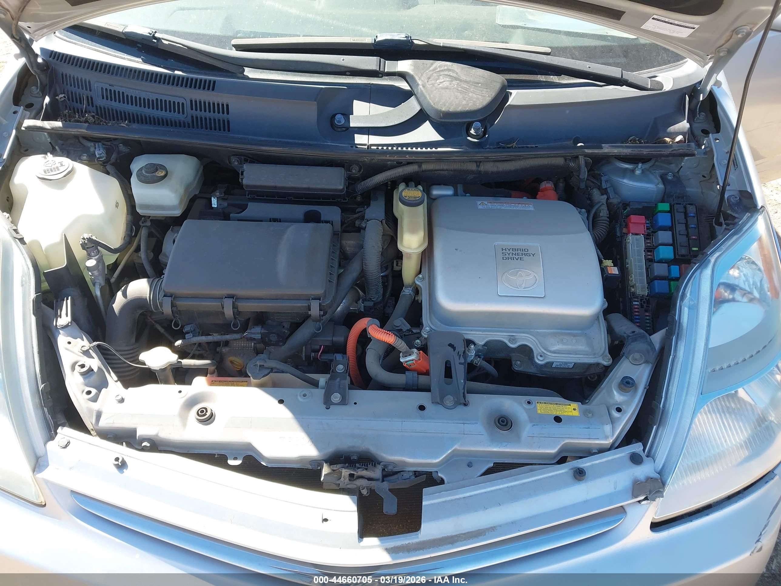 TOYOTA PRIUS image 10