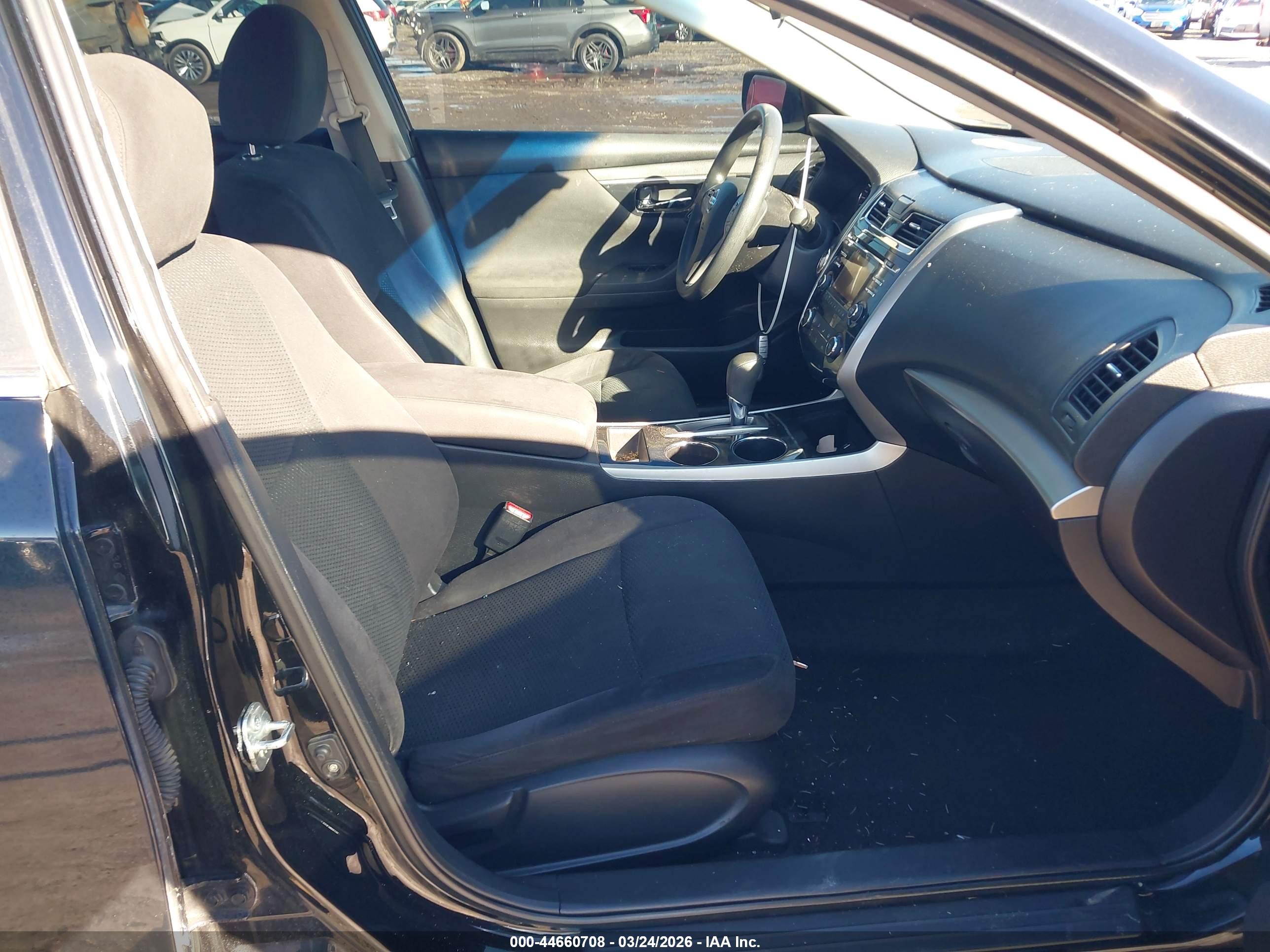 NISSAN ALTIMA image 5