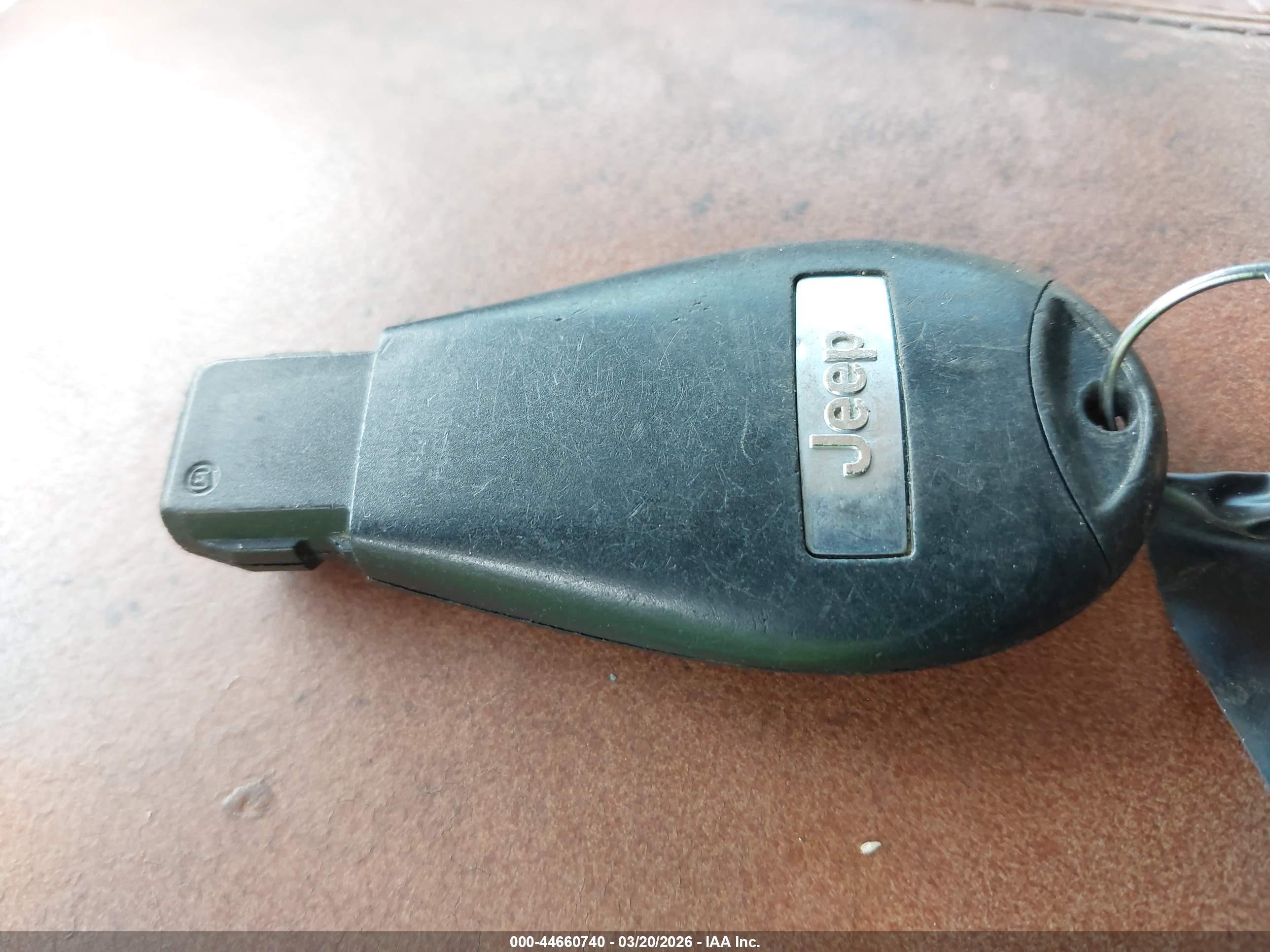 JEEP GRAND image 11