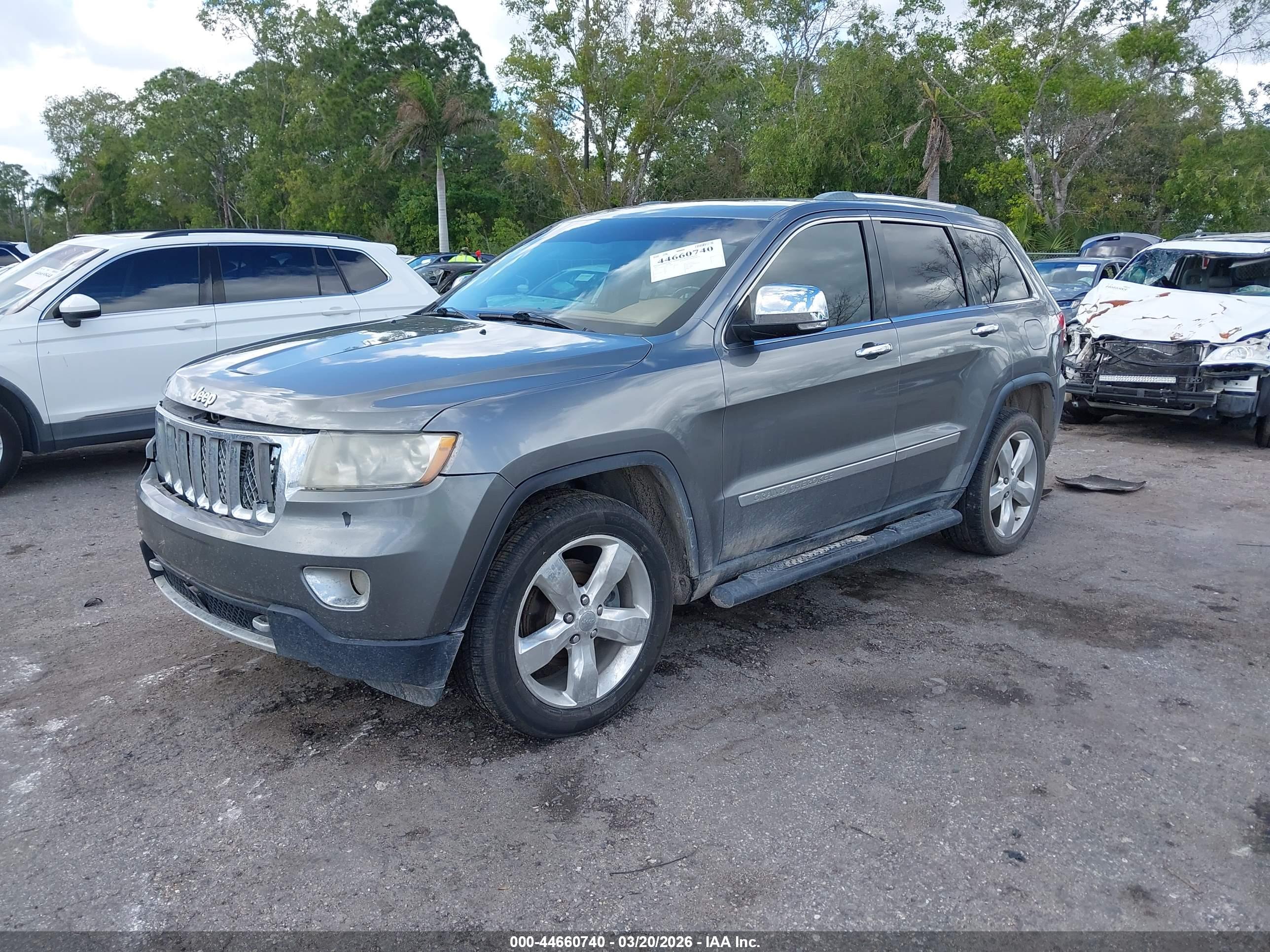 JEEP GRAND image 2