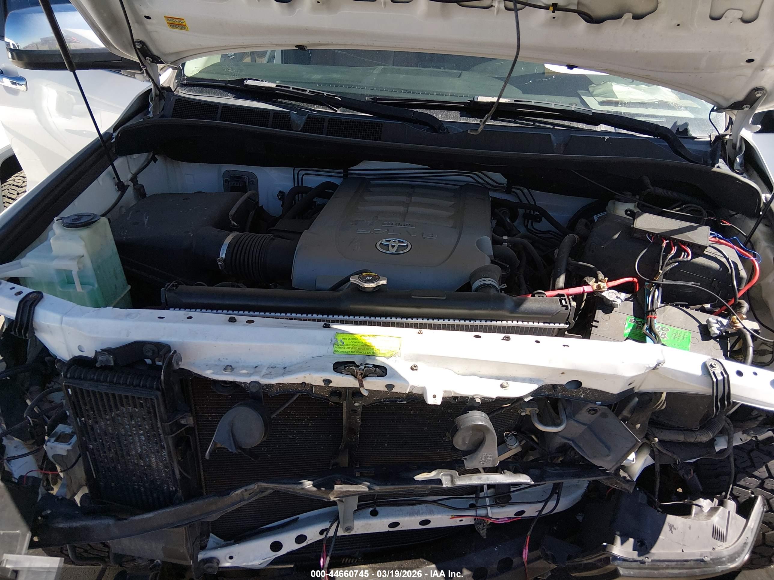 TOYOTA TUNDRA image 10