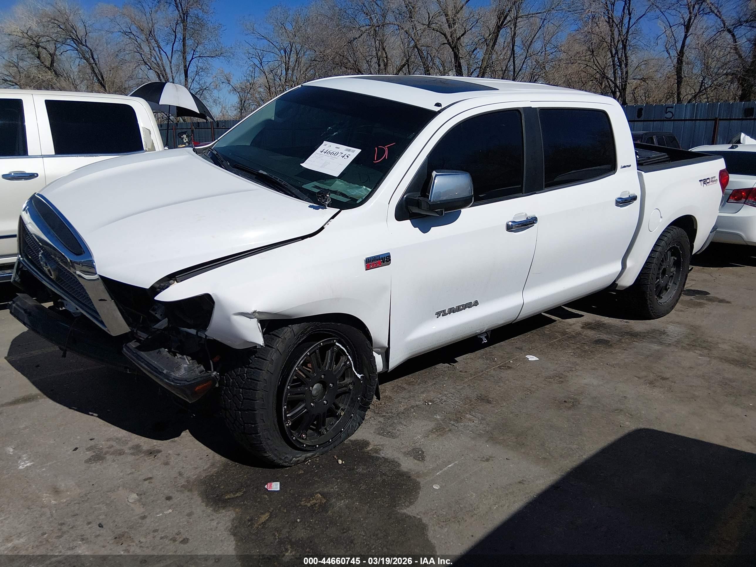 TOYOTA TUNDRA image 2