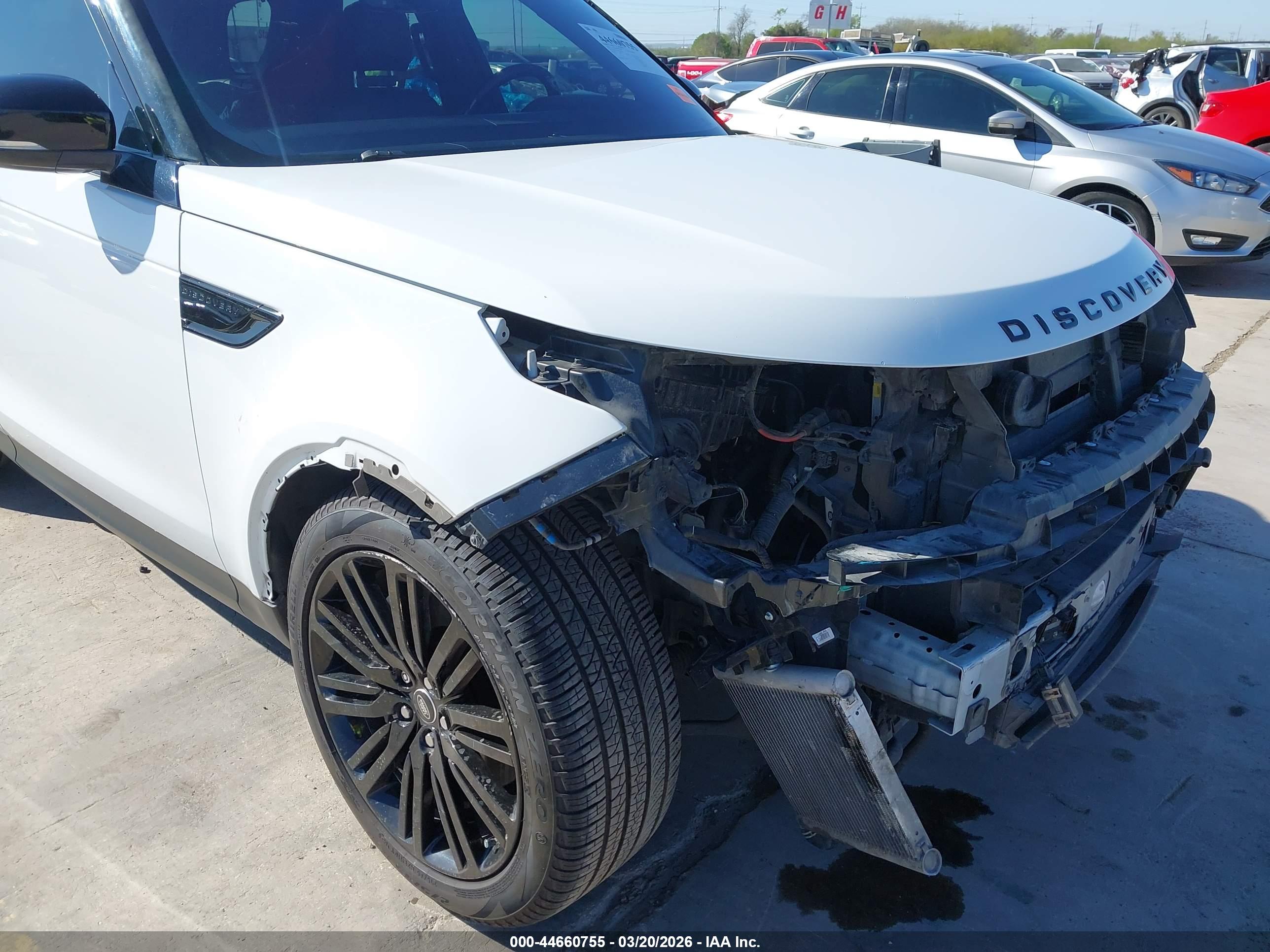 LAND ROVER image 6