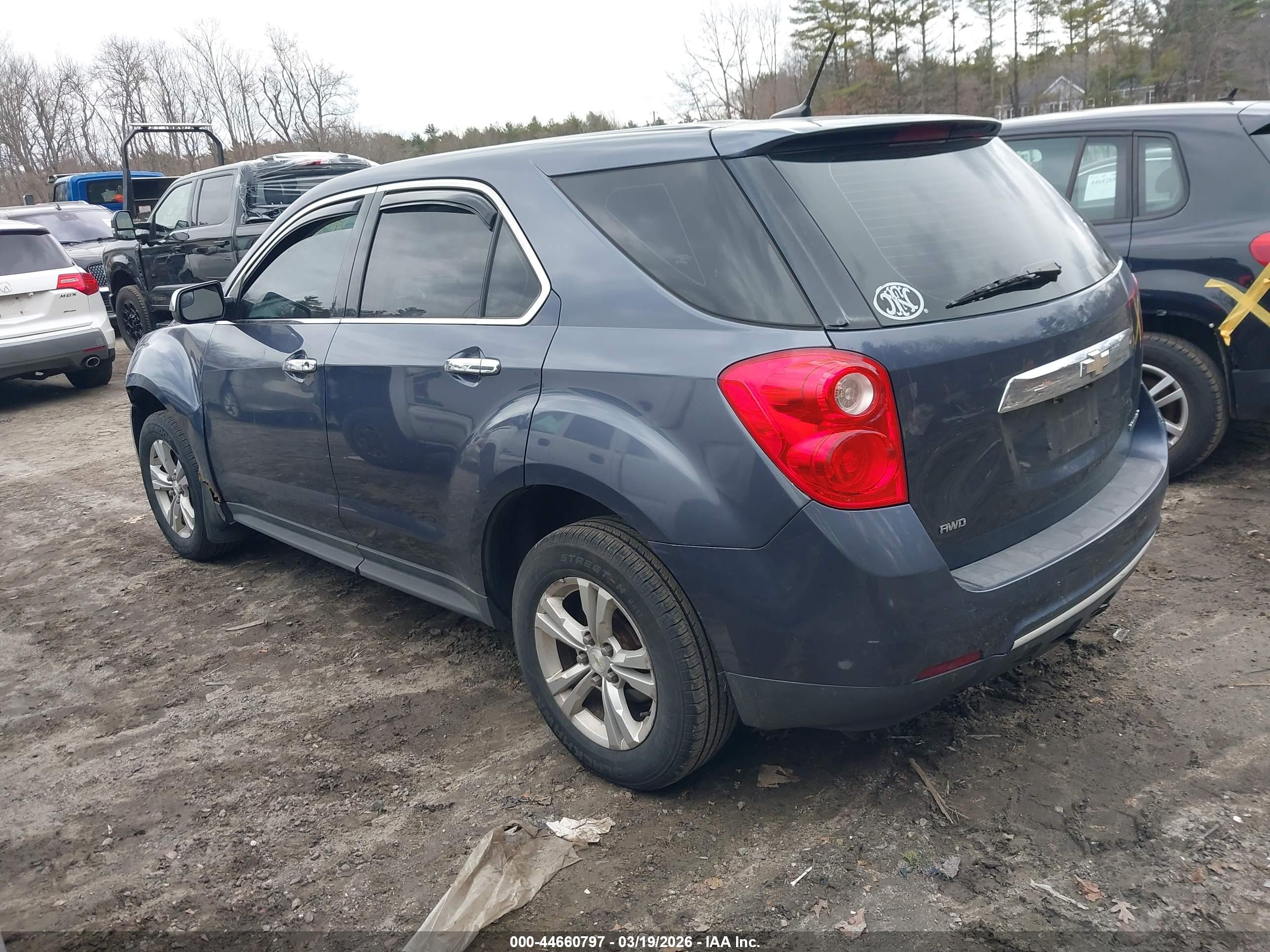 CHEVROLET EQUINOX image 3