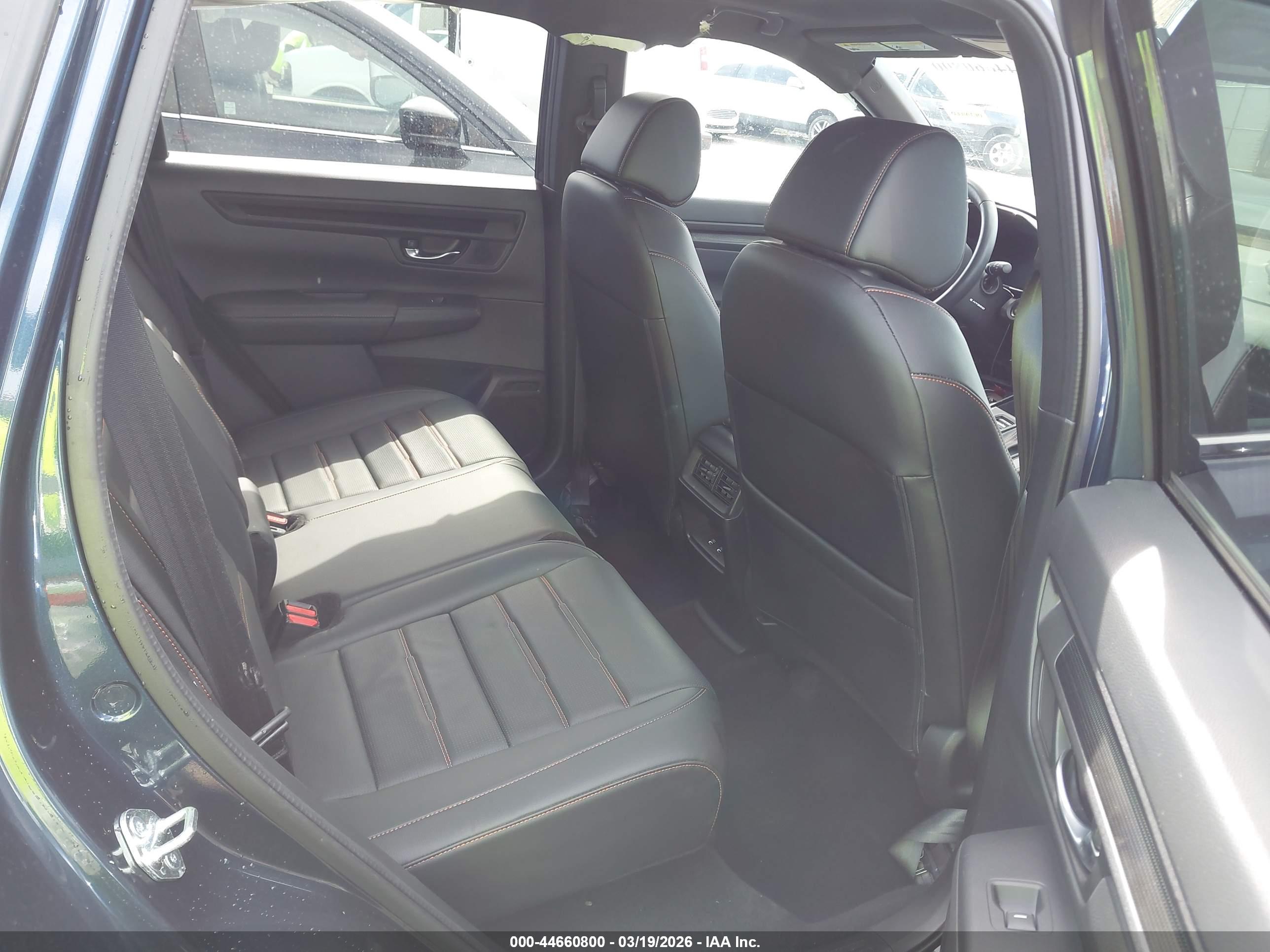 HONDA CR-V image 8