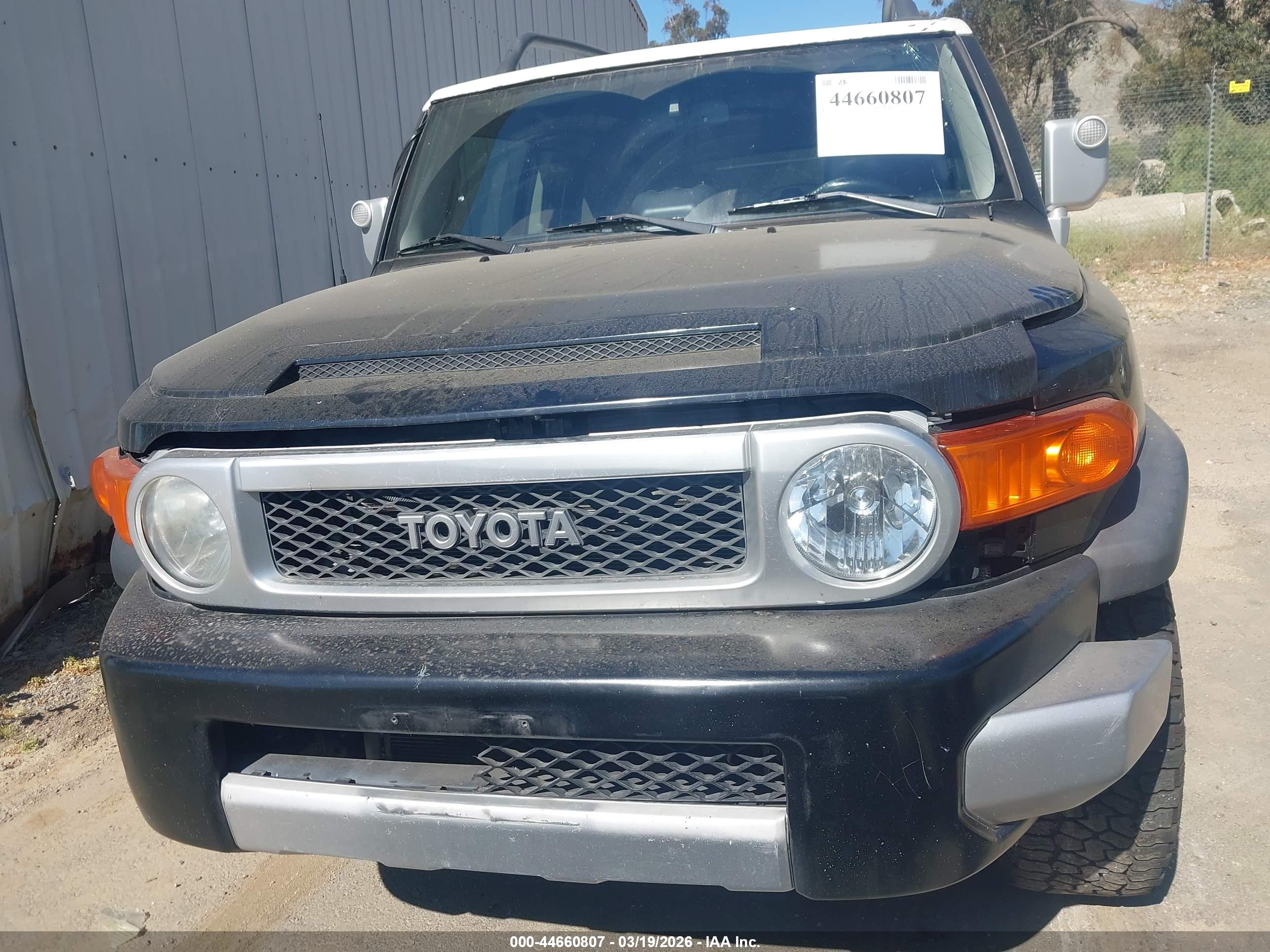TOYOTA FJ image 6