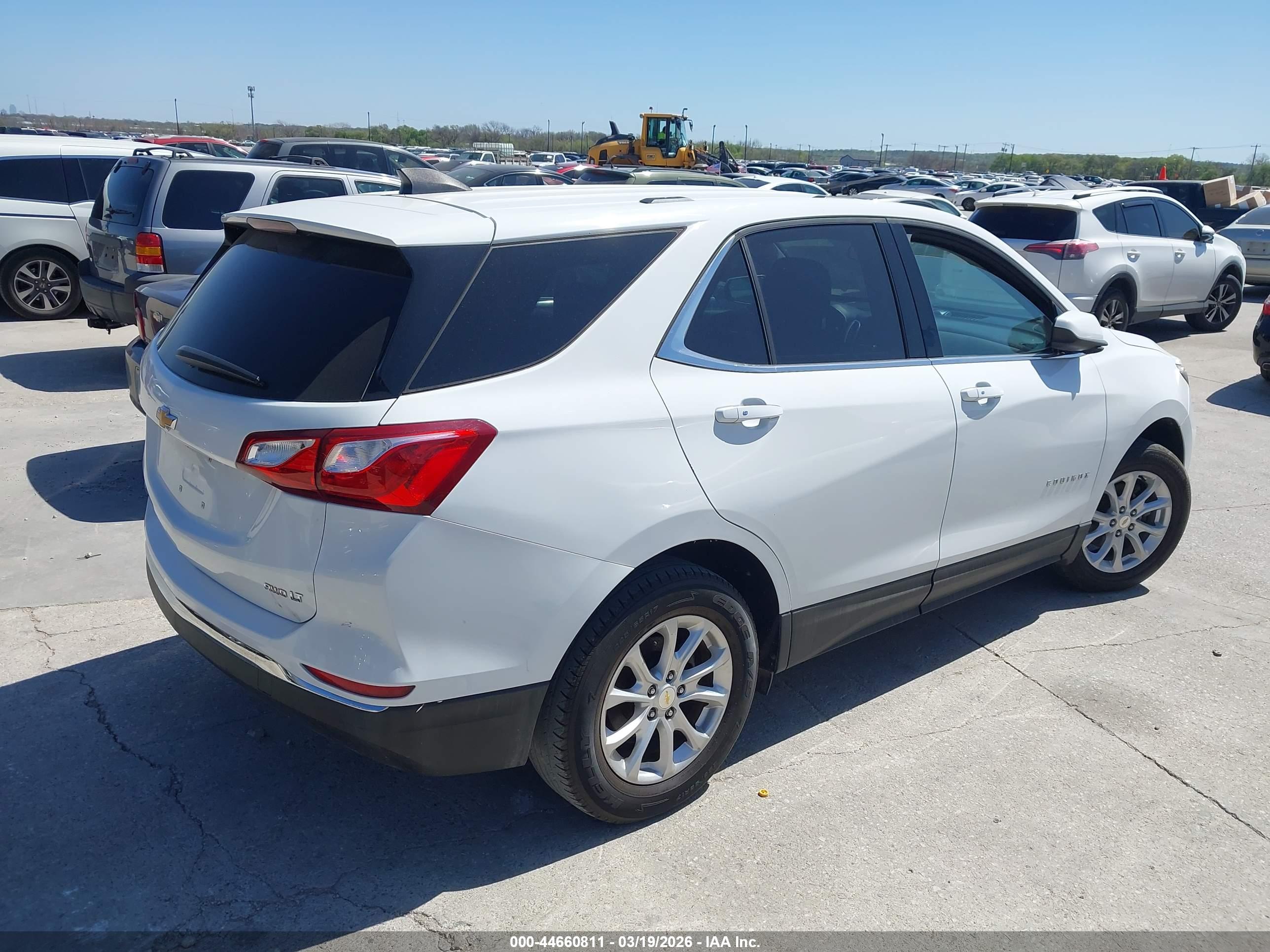 CHEVROLET EQUINOX image 4