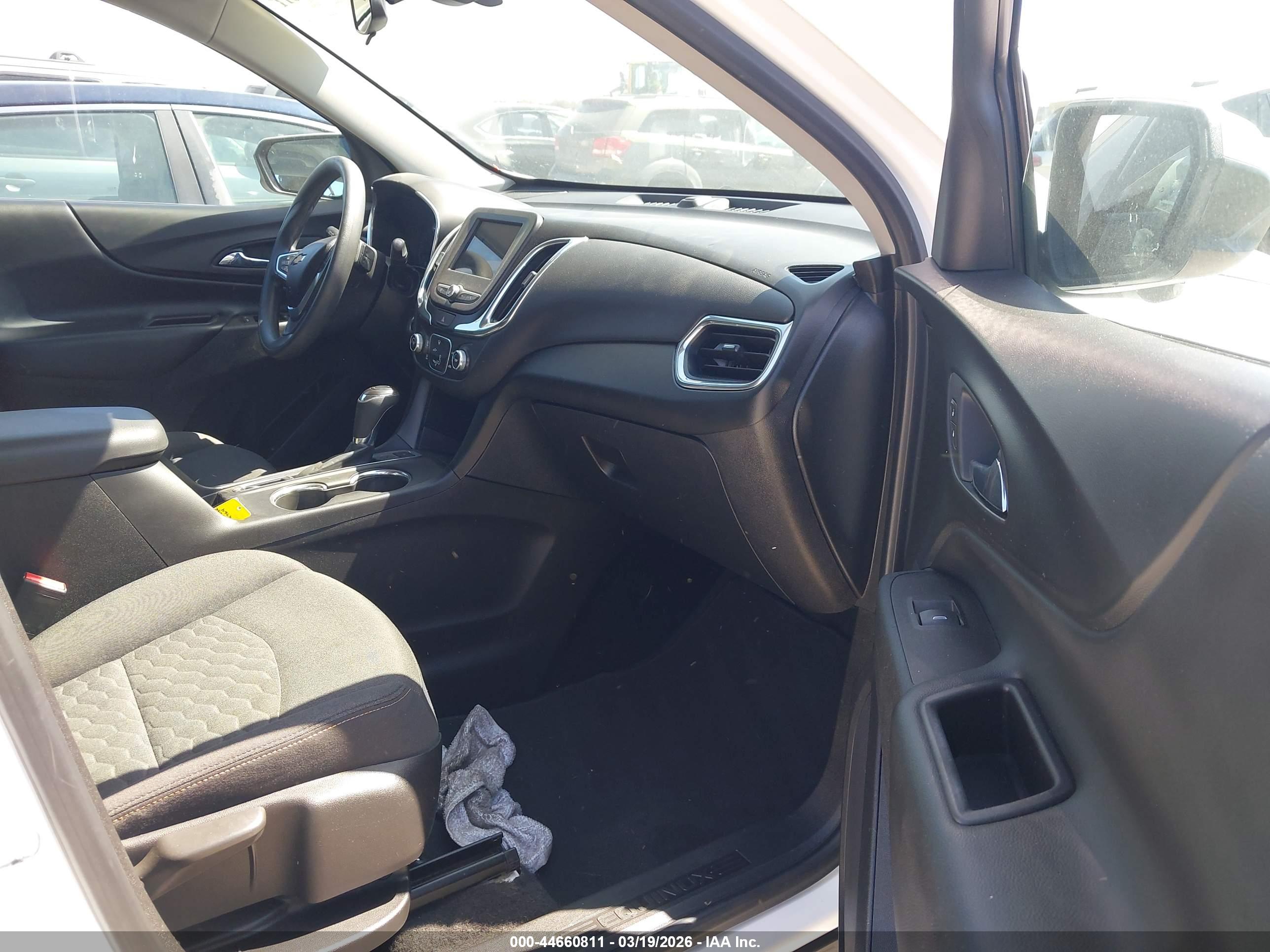 CHEVROLET EQUINOX image 5