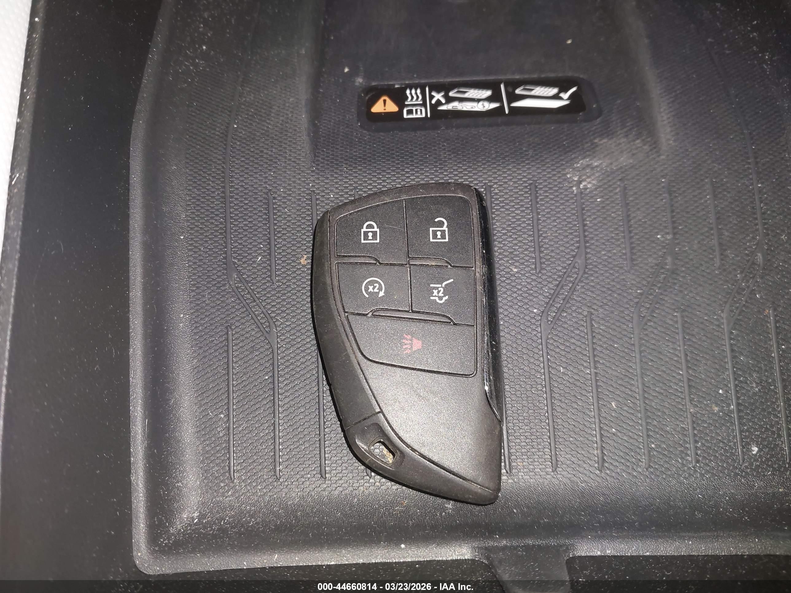 CHEVROLET EQUINOX image 11