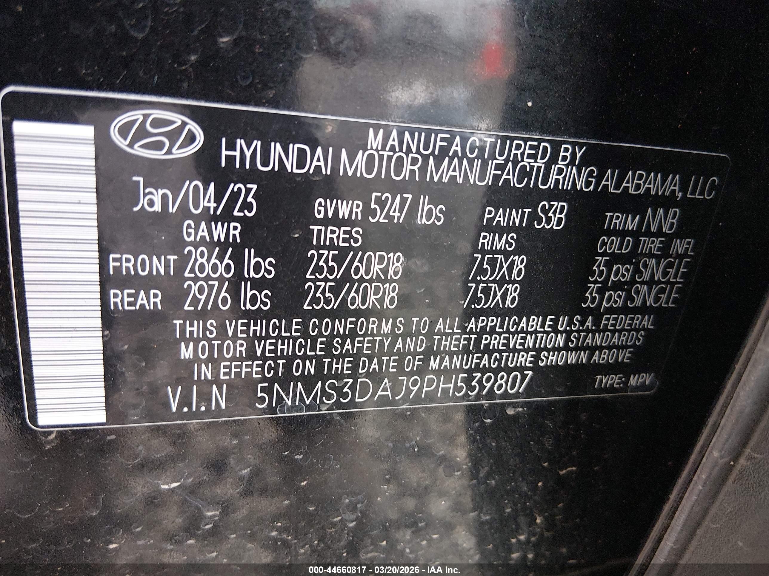 HYUNDAI SANTA image 9