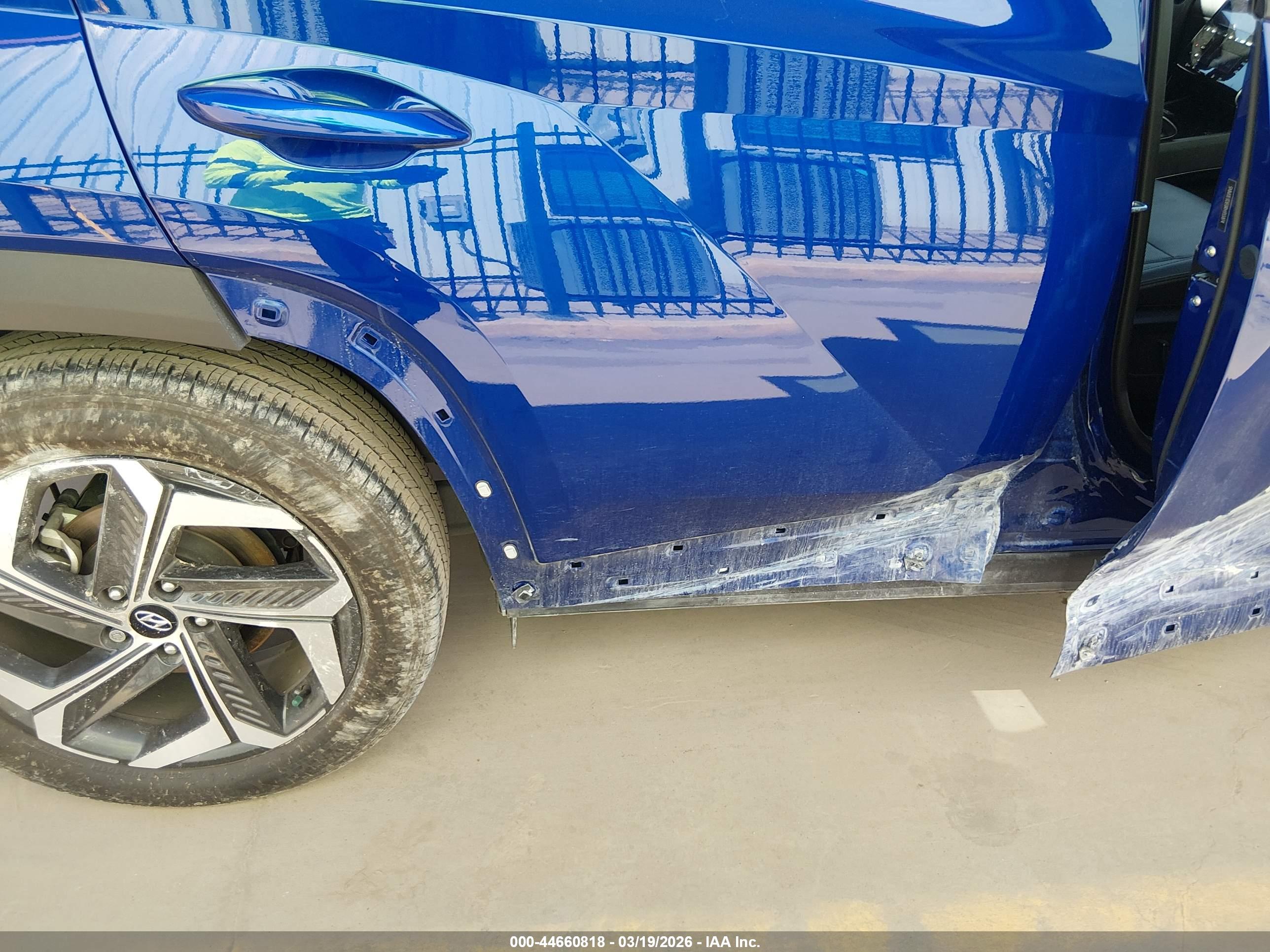 HYUNDAI TUCSON image 6