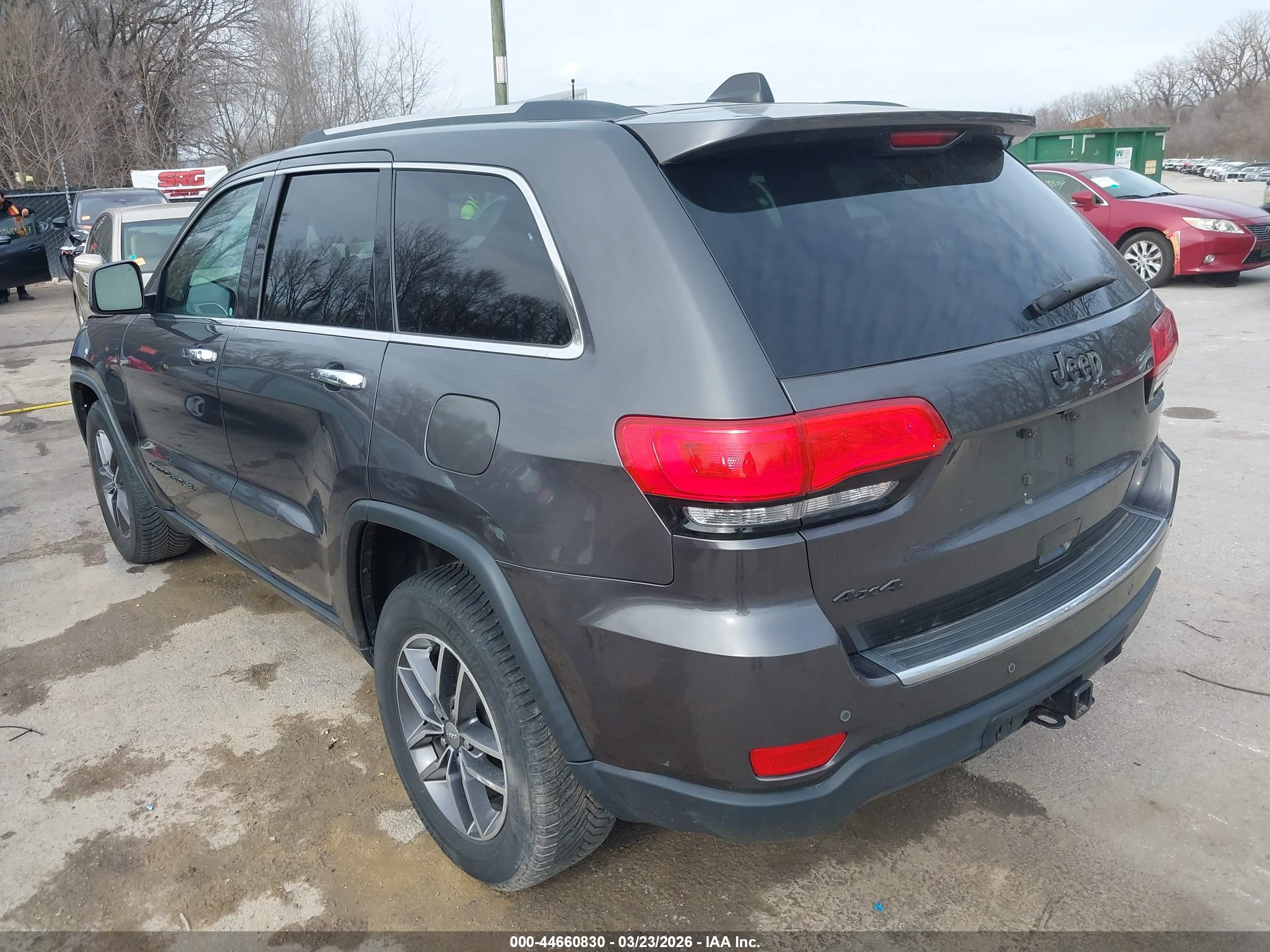 JEEP GRAND image 3