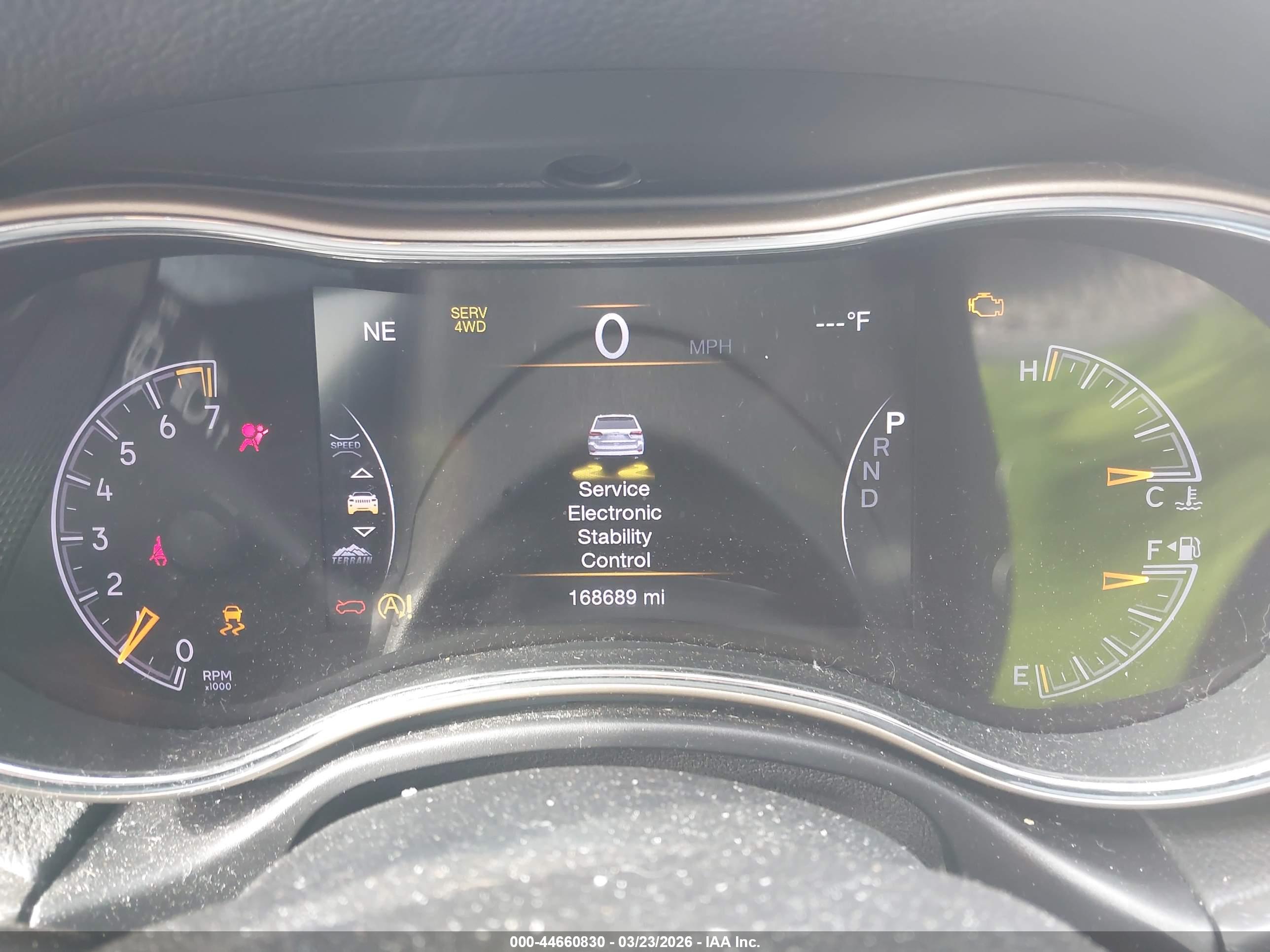 JEEP GRAND image 7