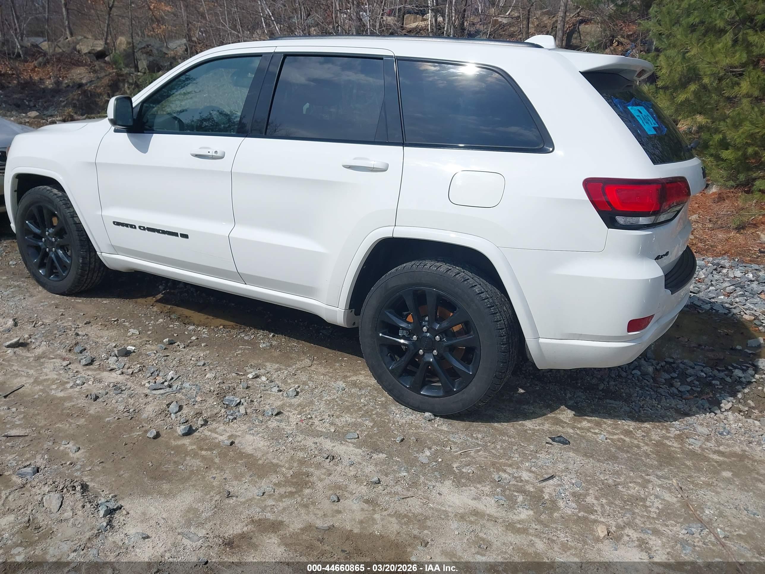 JEEP GRAND image 3