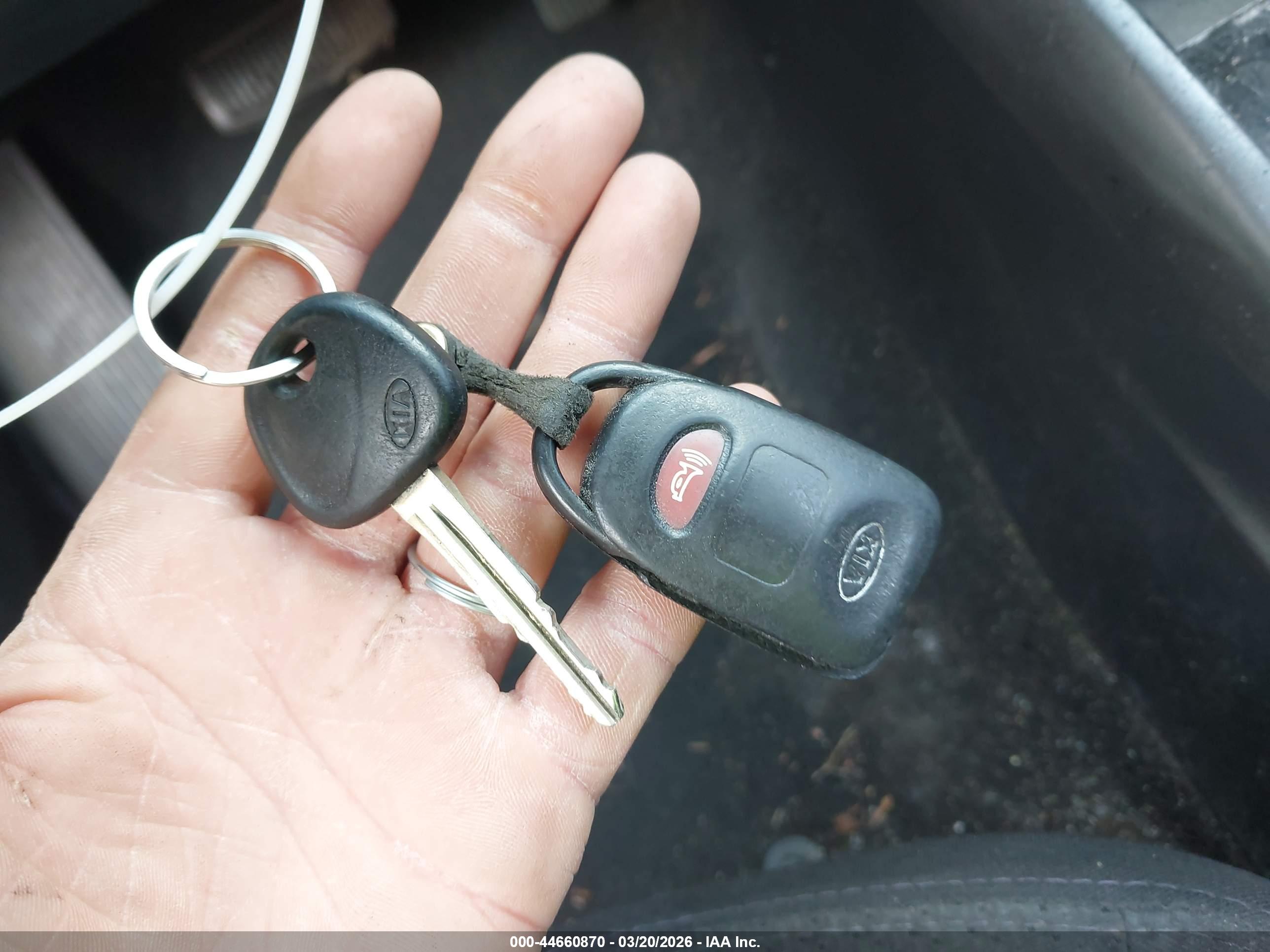 KIA FORTE image 11