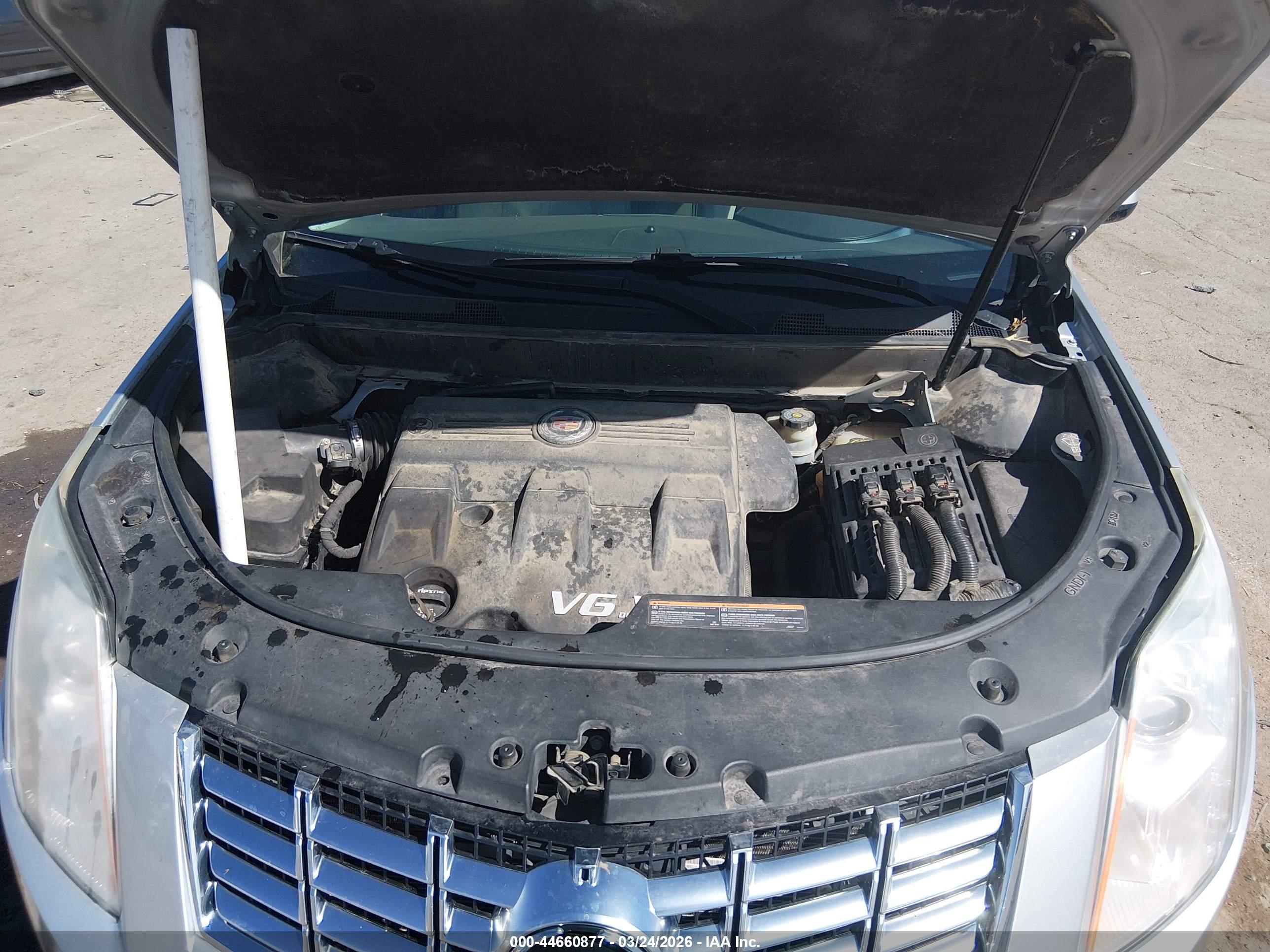 CADILLAC SRX image 10