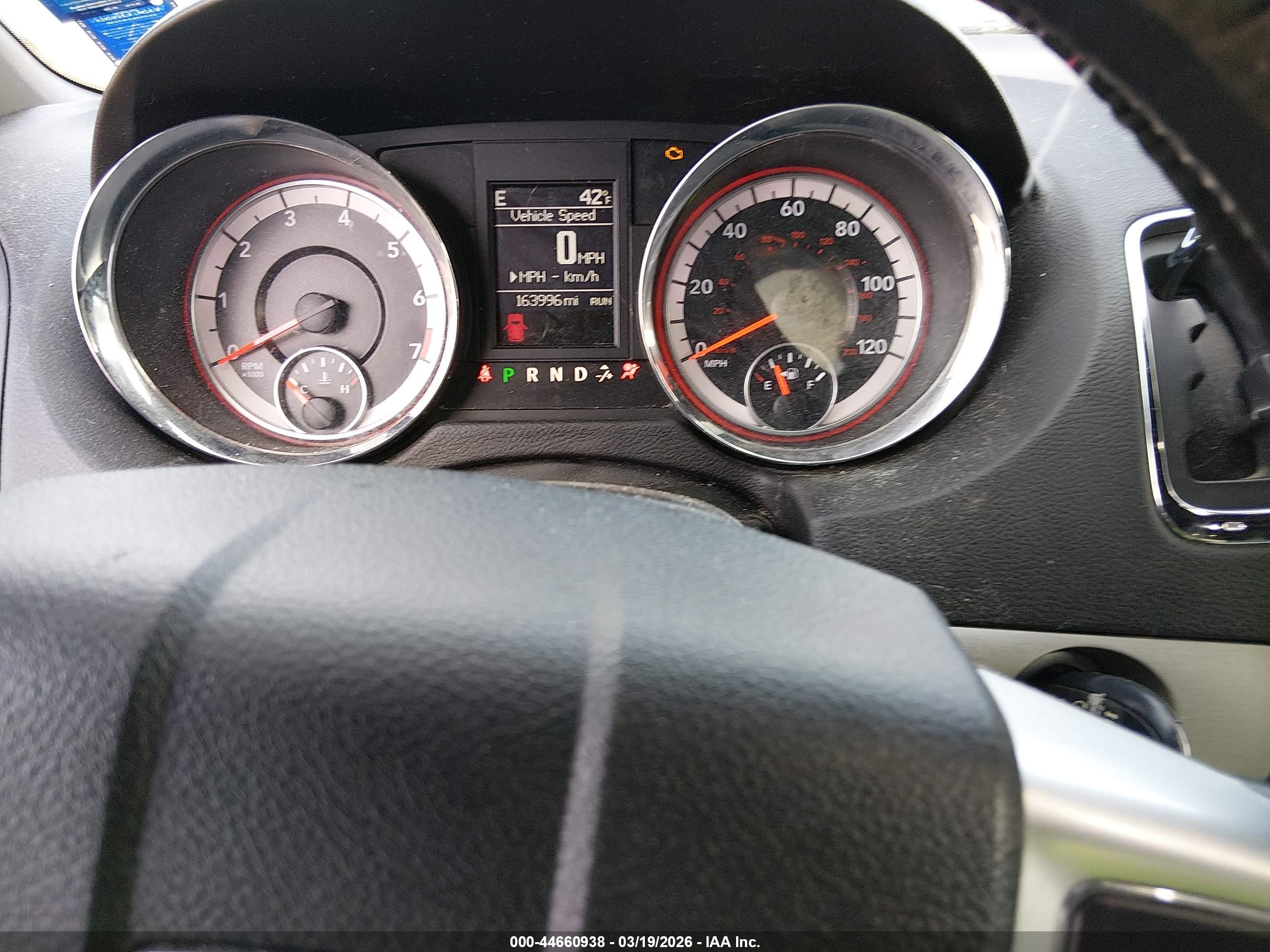 DODGE GRAND image 7